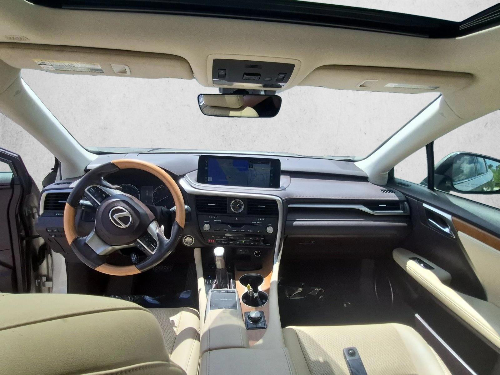 Thumbnail: 2020 Lexus RX - 3