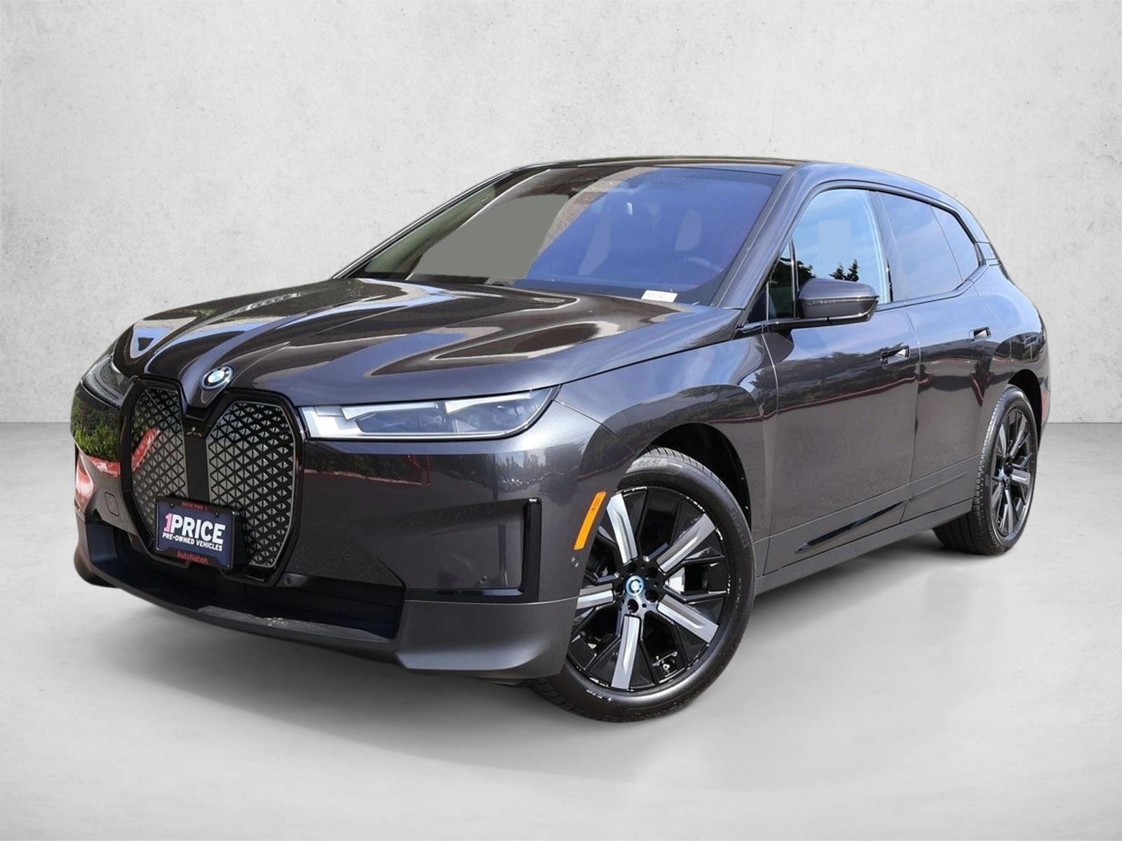 Thumbnail: 2024 BMW iX - 1