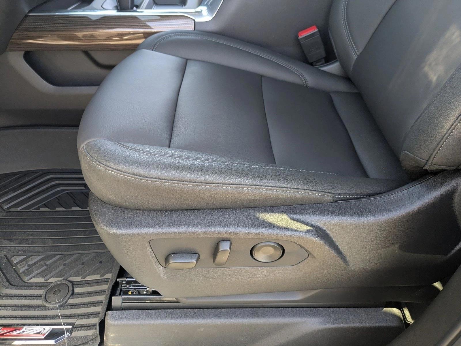 Thumbnail: 2026 Chevrolet Silverado 1500 - 5