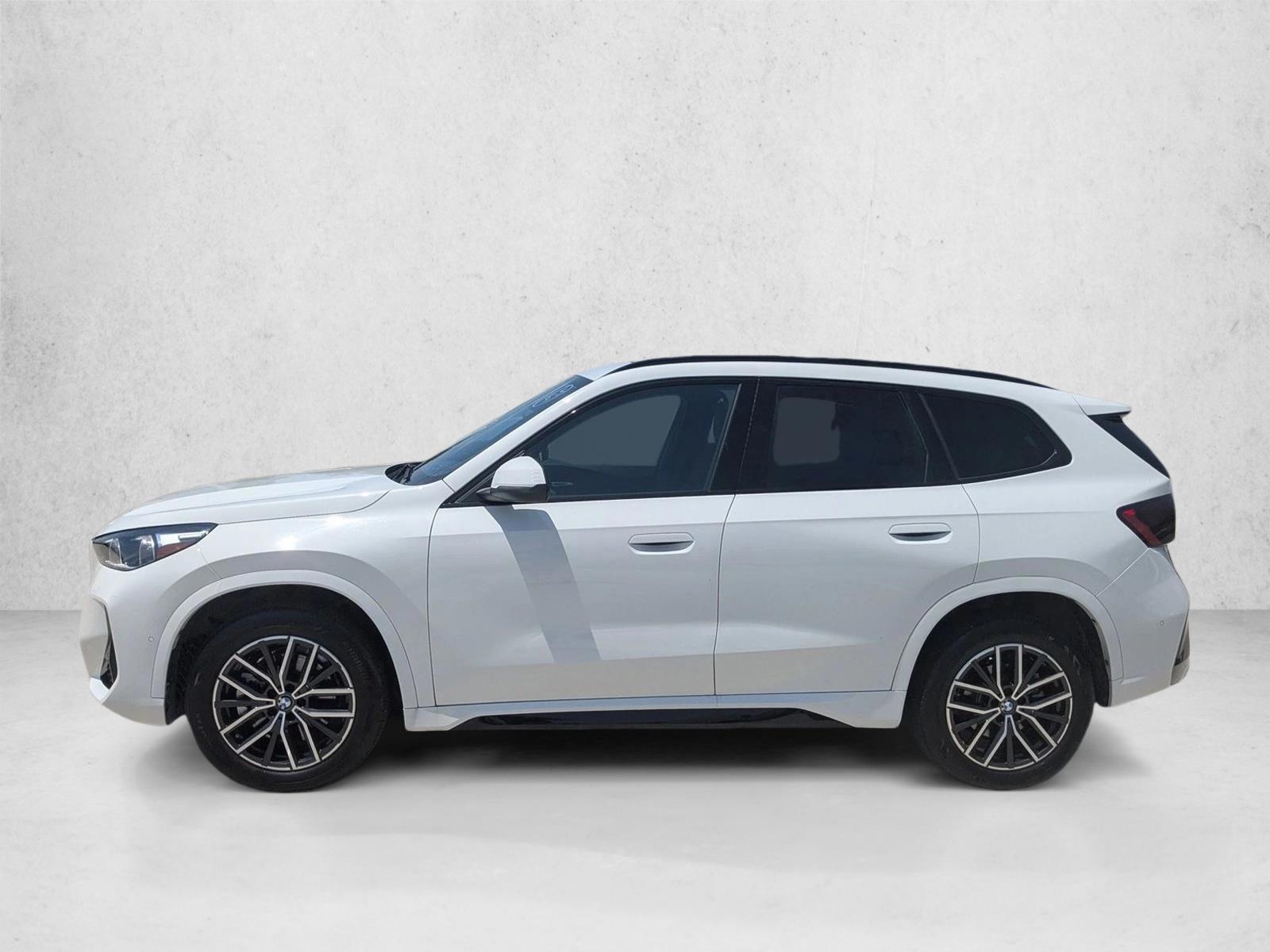 Thumbnail: 2026 BMW X1 - 2