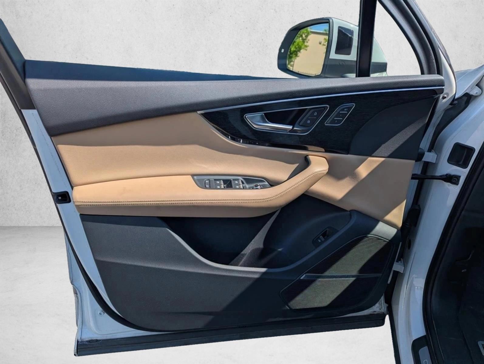 2021 Audi Q7 Prestige - Photo 23