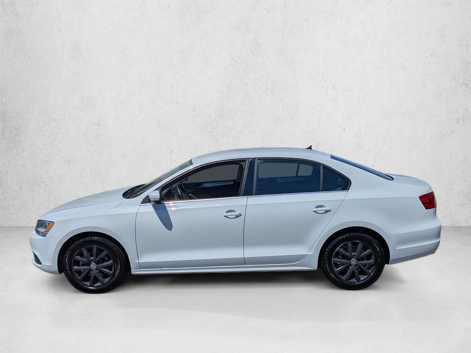 Thumbnail: 2014 Volkswagen Jetta - 2