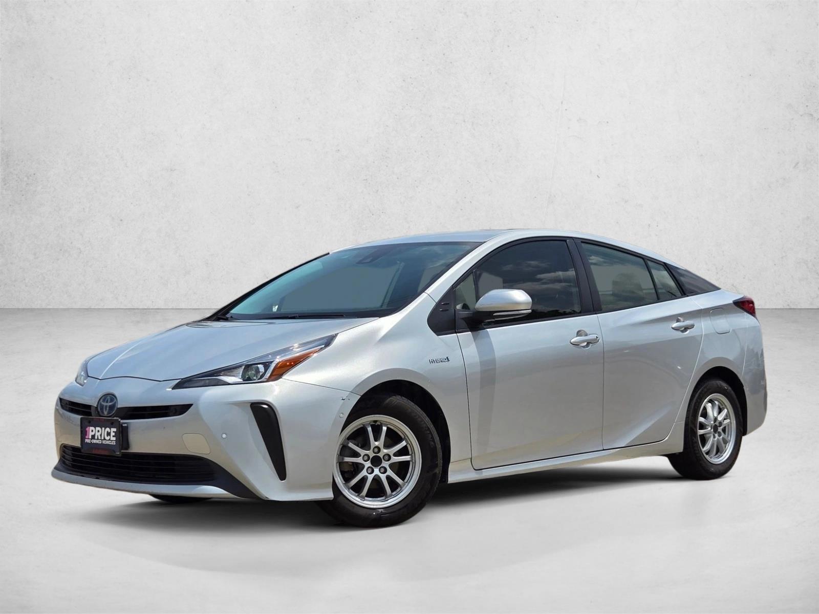 Thumbnail: 2022 Toyota Prius - 1