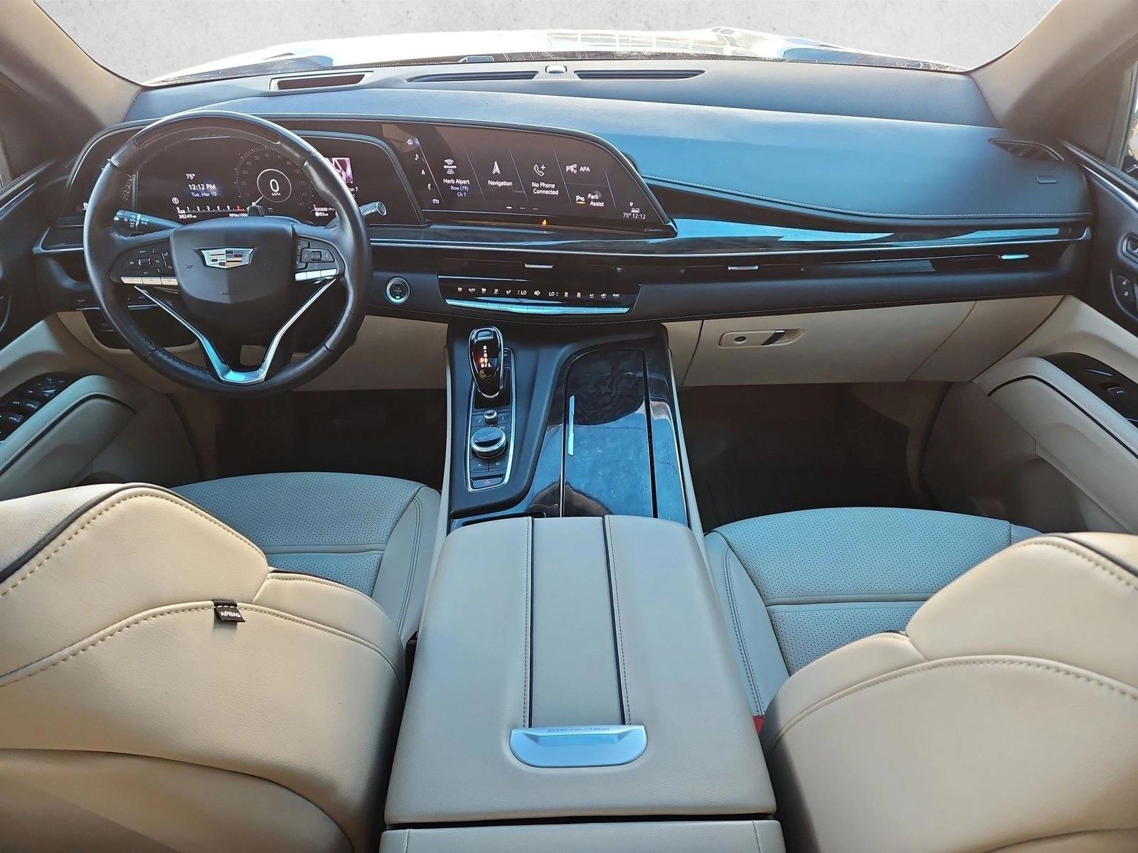 Thumbnail: 2024 Cadillac Escalade - 4