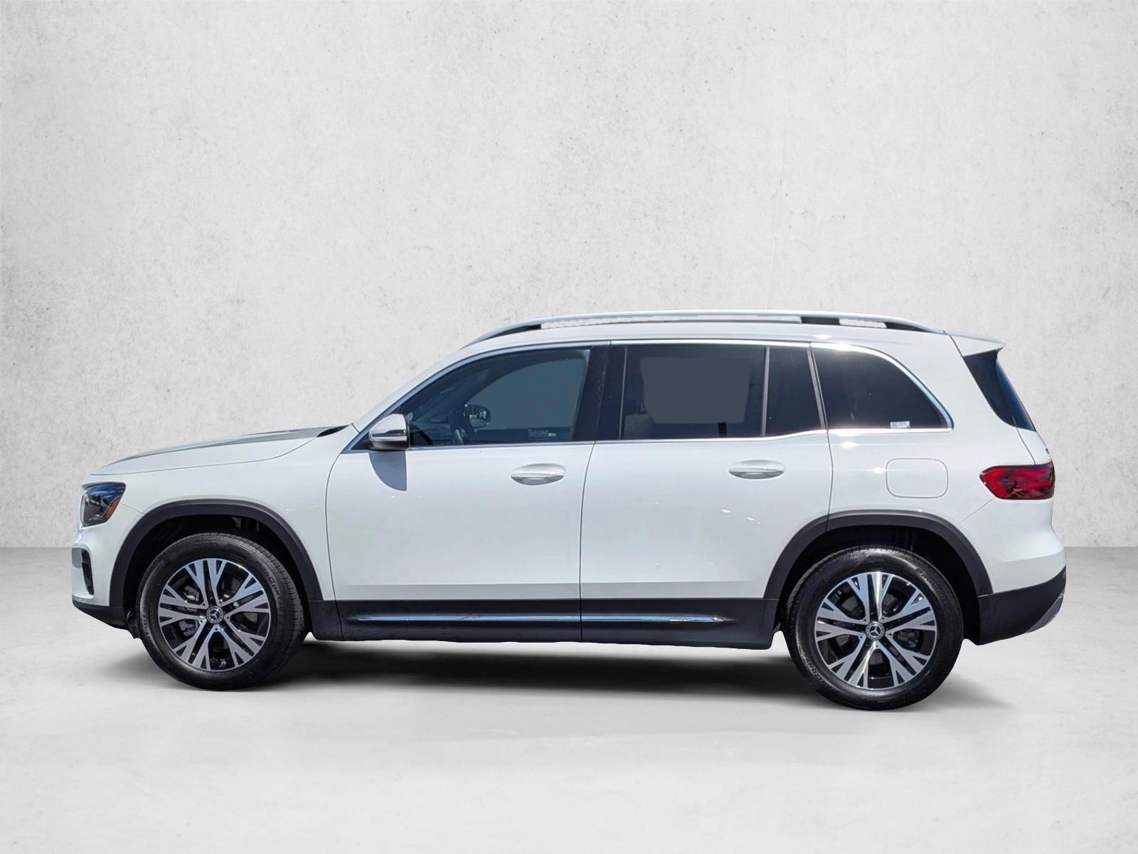 Thumbnail: 2026 Mercedes-Benz GLB - 2