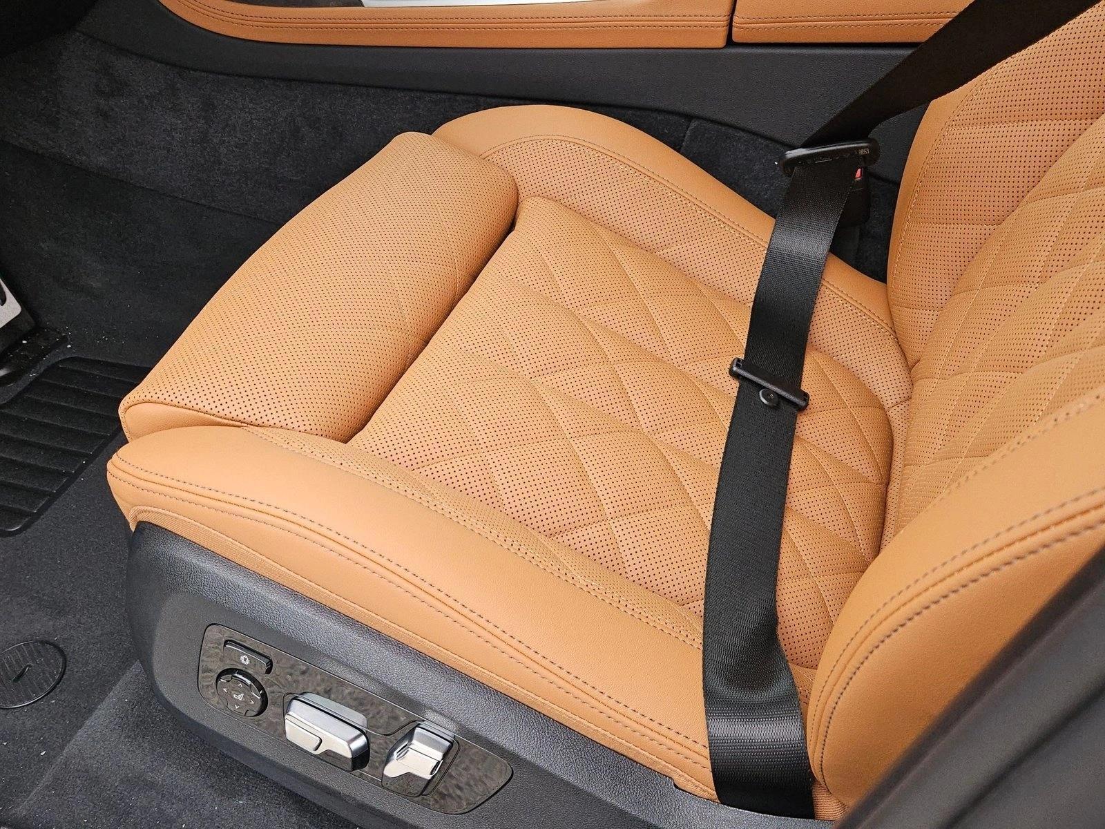 Thumbnail: 2027 BMW X7 - 5