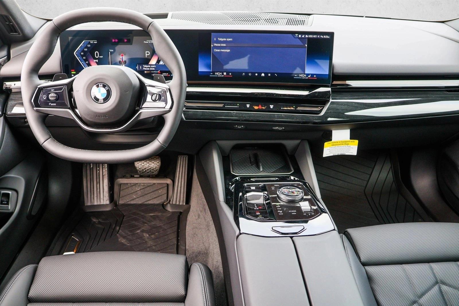 Thumbnail: 2026 BMW 5 Series - 4