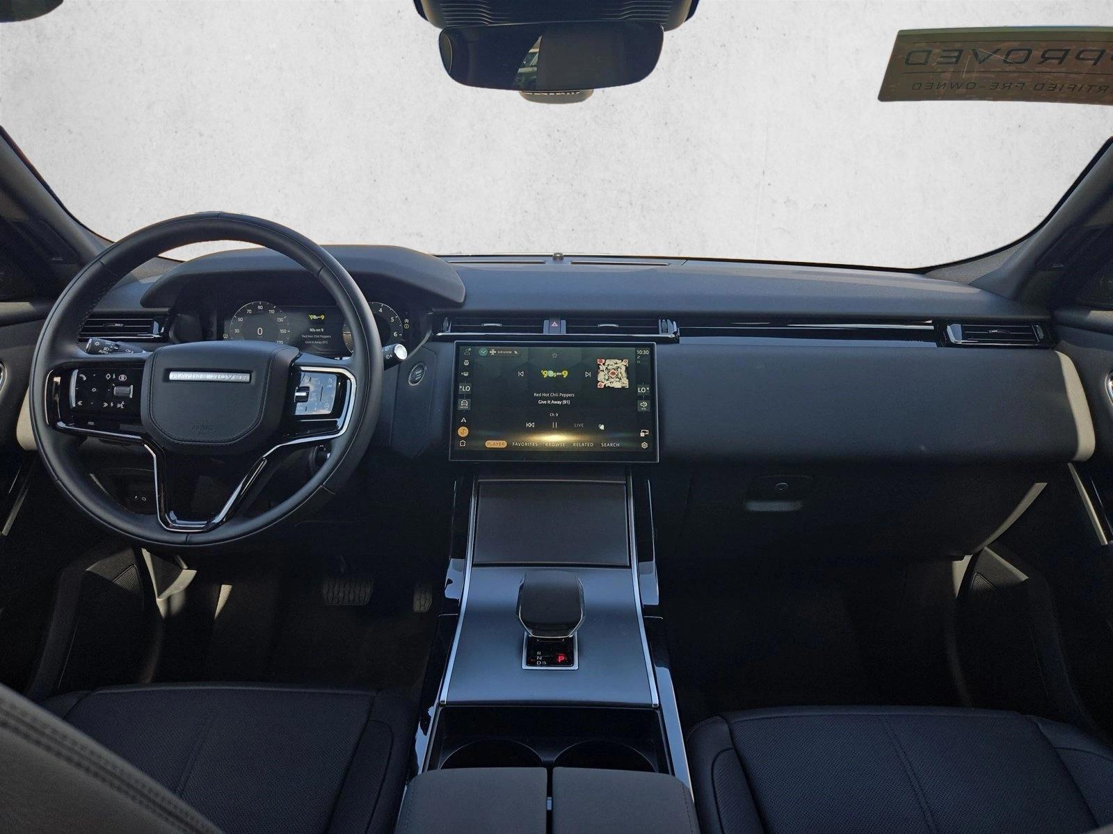 Thumbnail: 2026 Land Rover Range Rover Velar - 3