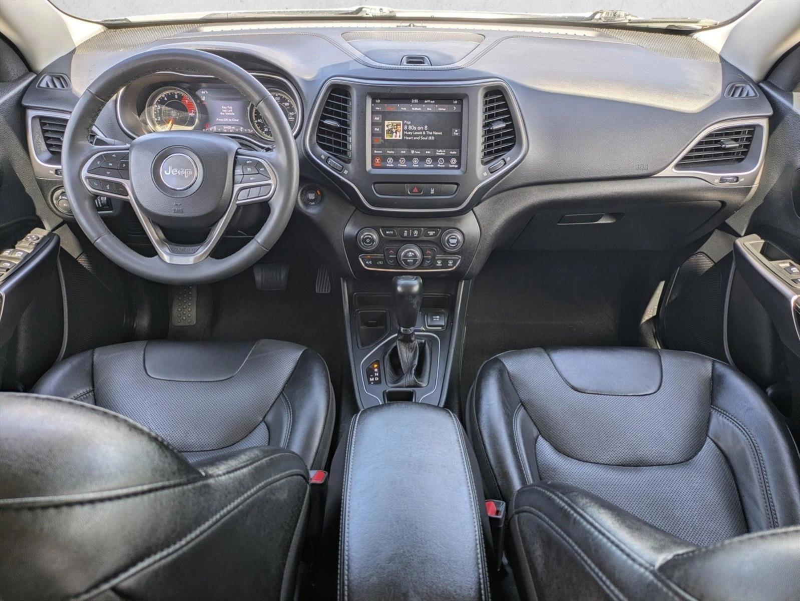 Thumbnail: 2022 Jeep Cherokee - 4