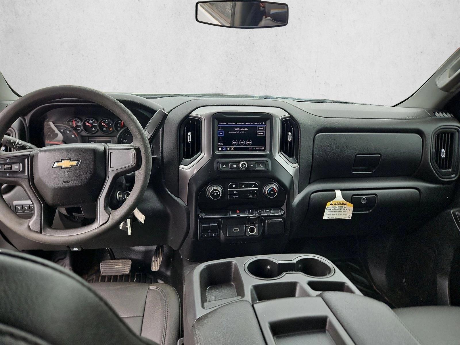 Thumbnail: 2020 Chevrolet Silverado 3500 - 2