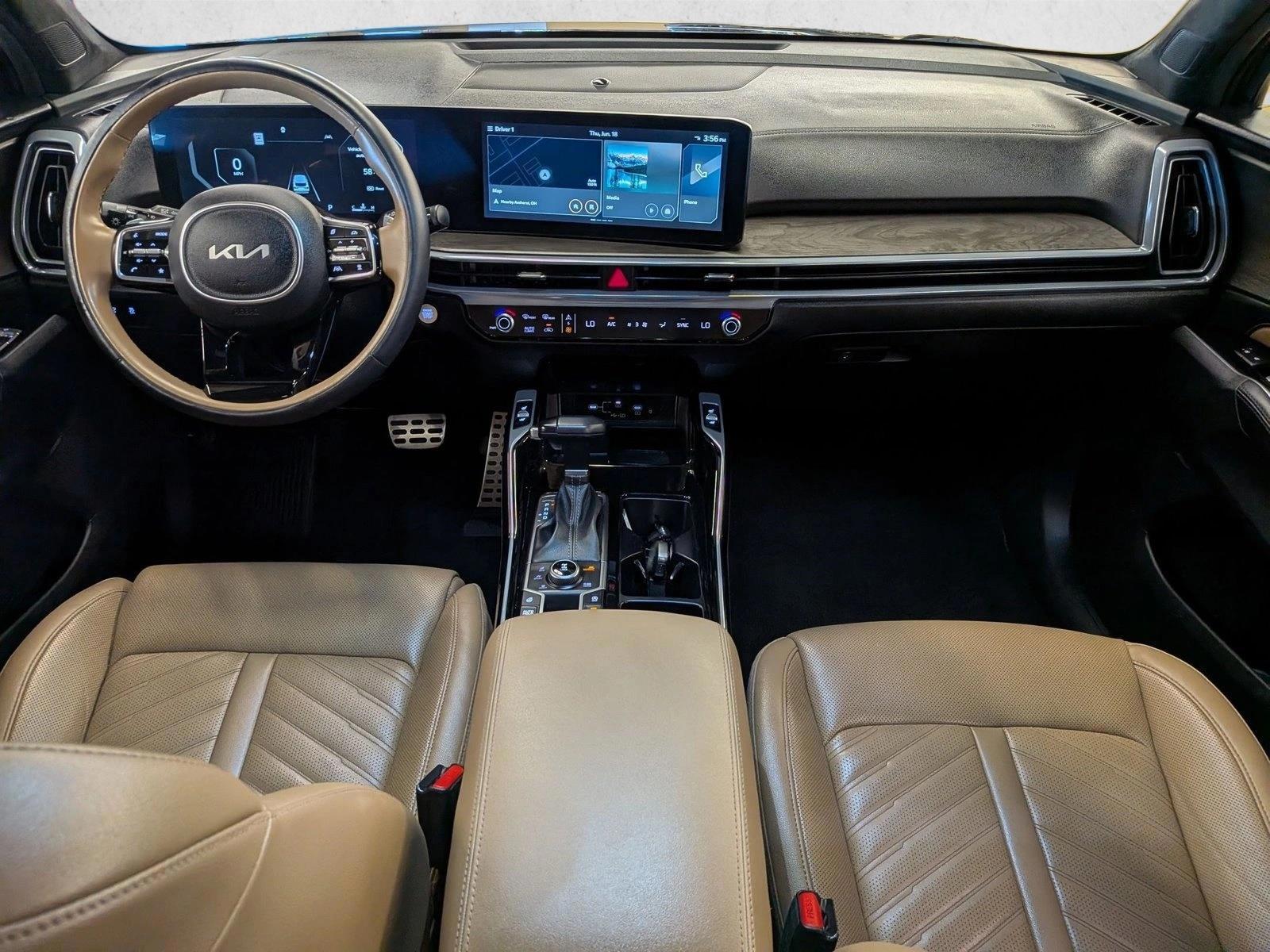 Thumbnail: 2024 Kia Sorento - 4