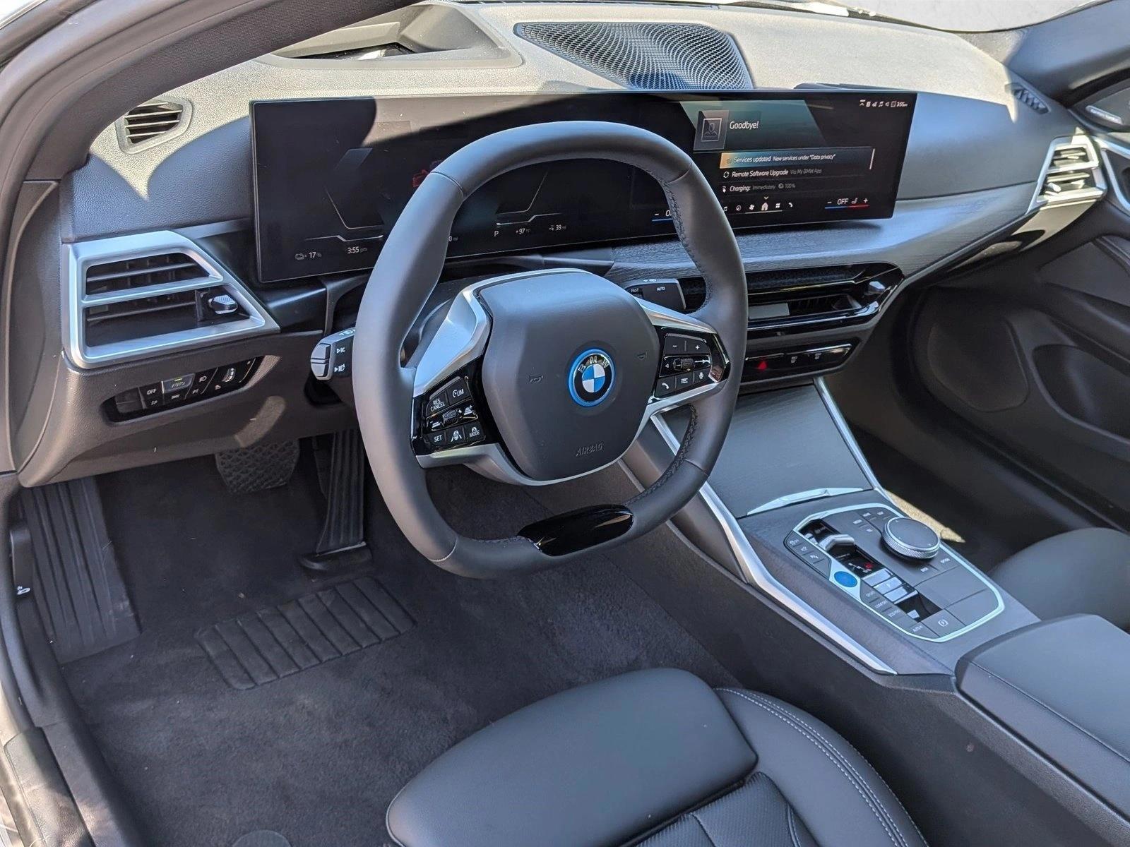 Thumbnail: 2025 BMW i4 - 3