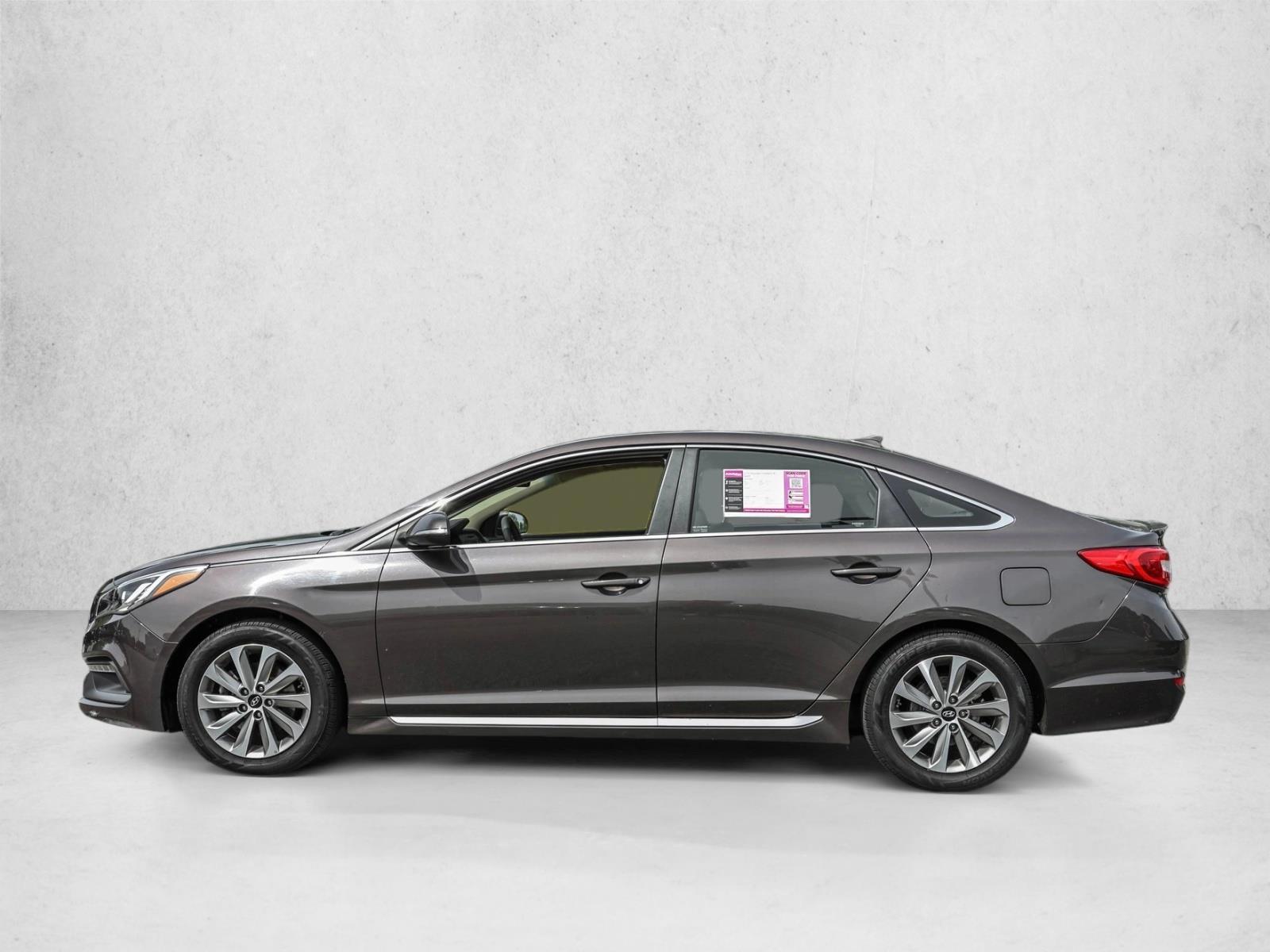Thumbnail: 2021 Hyundai Elantra - 2