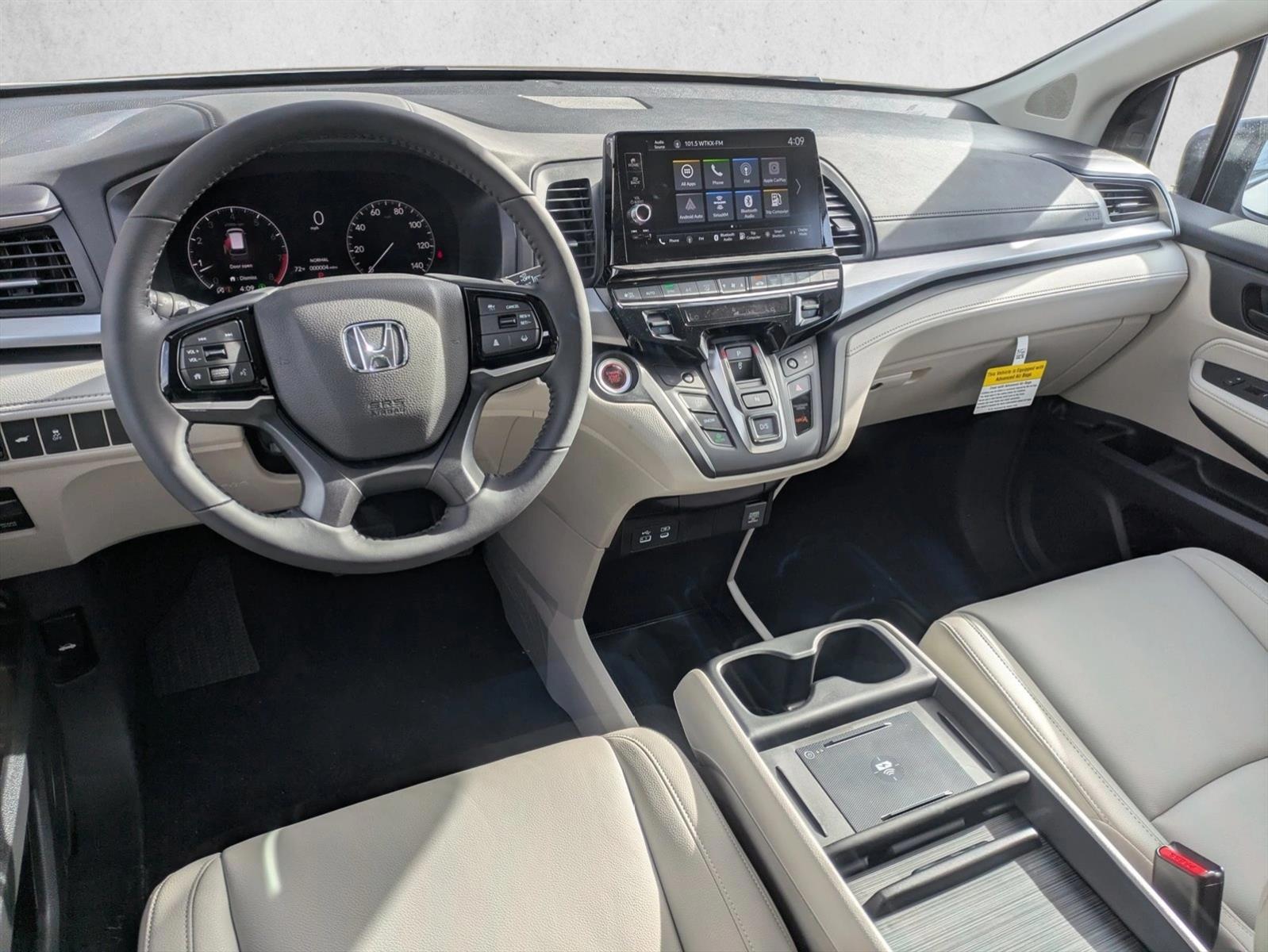 Thumbnail: 2026 Honda Odyssey - 3