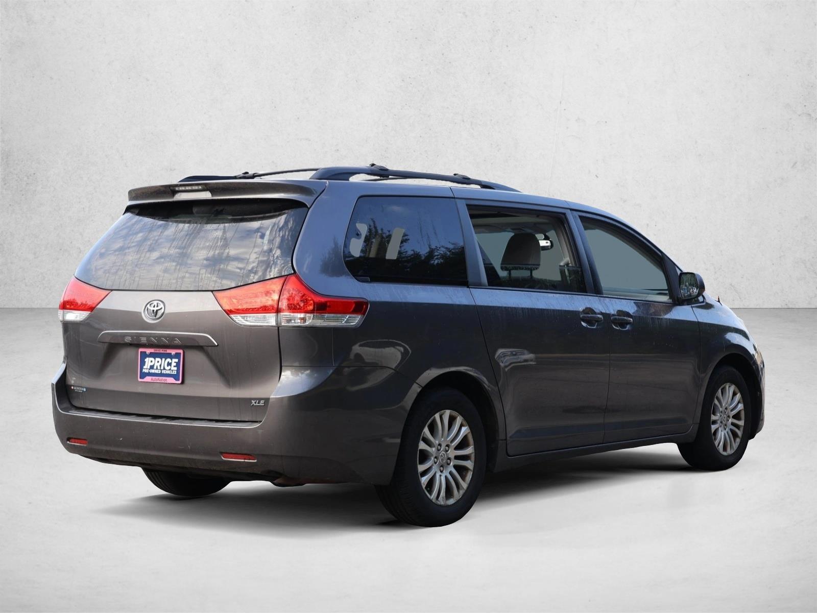 2012 Toyota Sienna