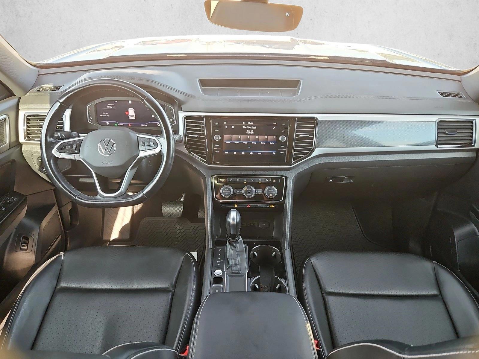 Thumbnail: 2020 Volkswagen Atlas - 3
