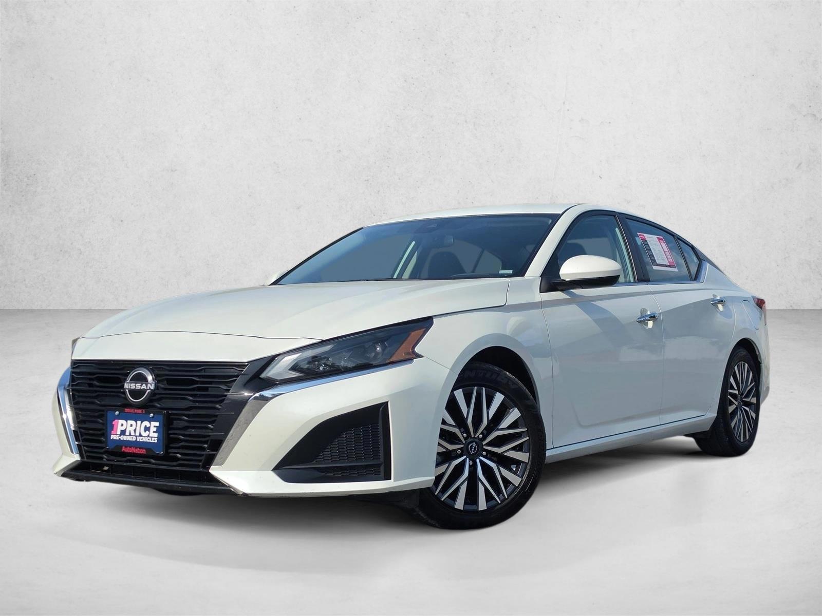 Thumbnail: 2023 Nissan Altima - 1