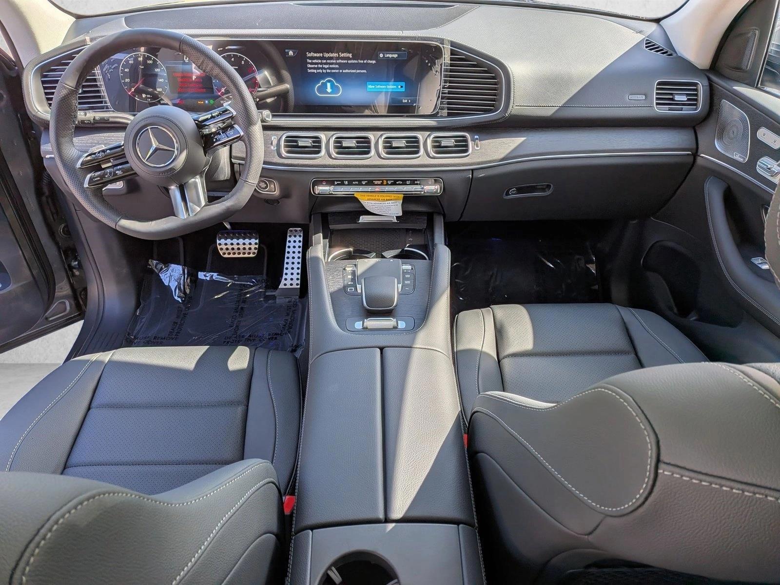 Thumbnail: 2026 Mercedes-Benz GLS - 4