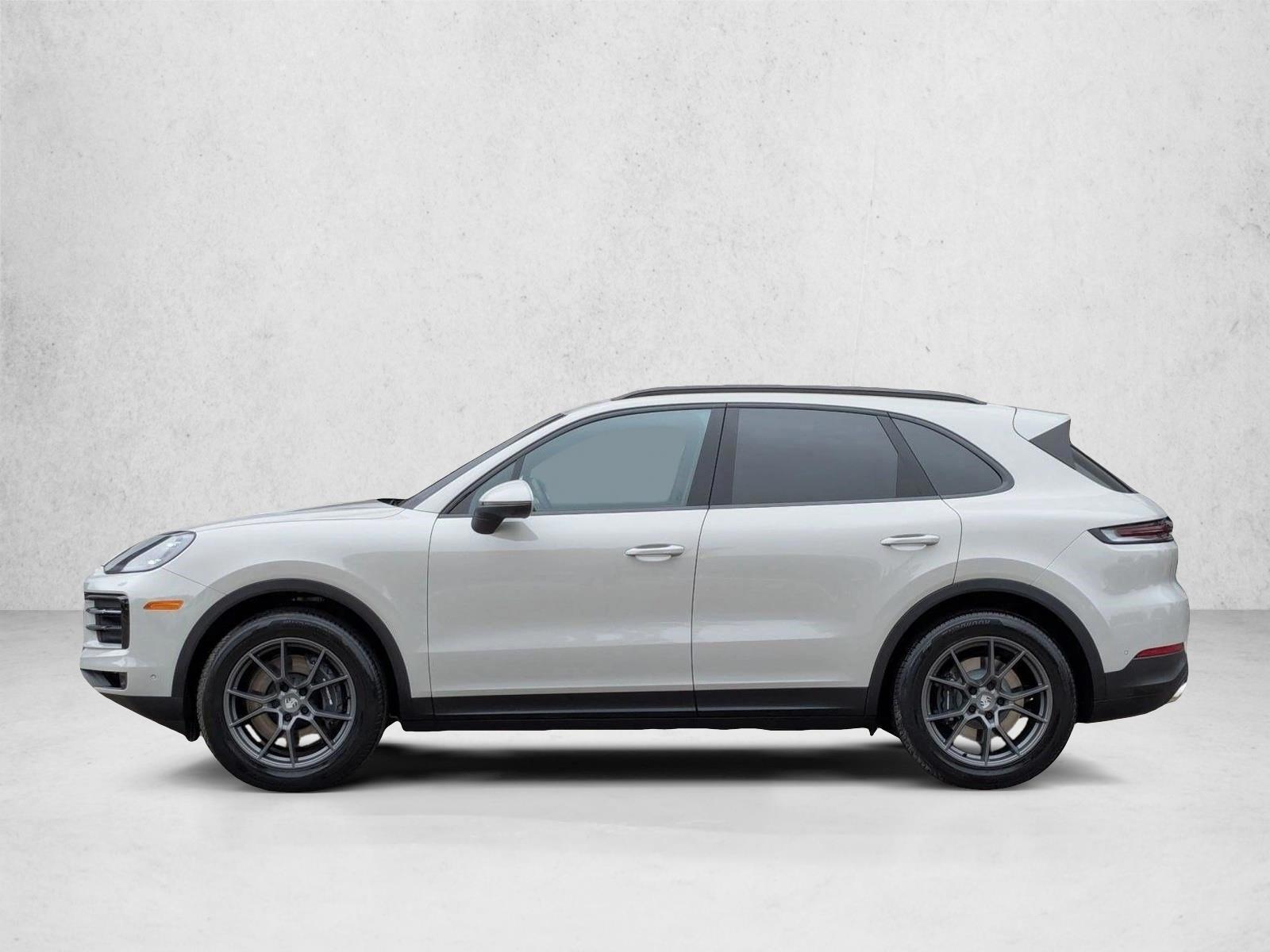 Thumbnail: 2026 Porsche Cayenne - 2