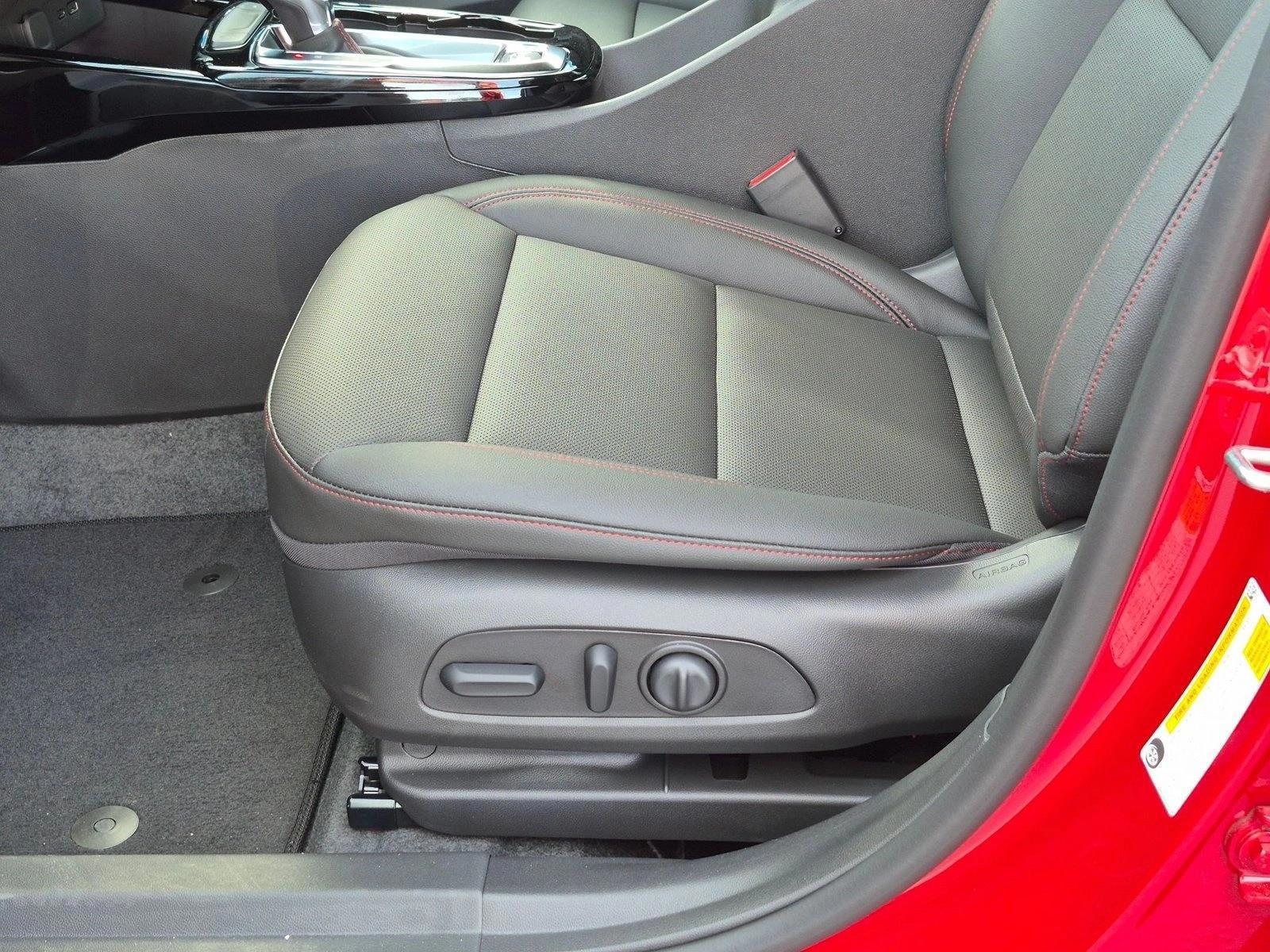 Thumbnail: 2026 Chevrolet Trax - 4