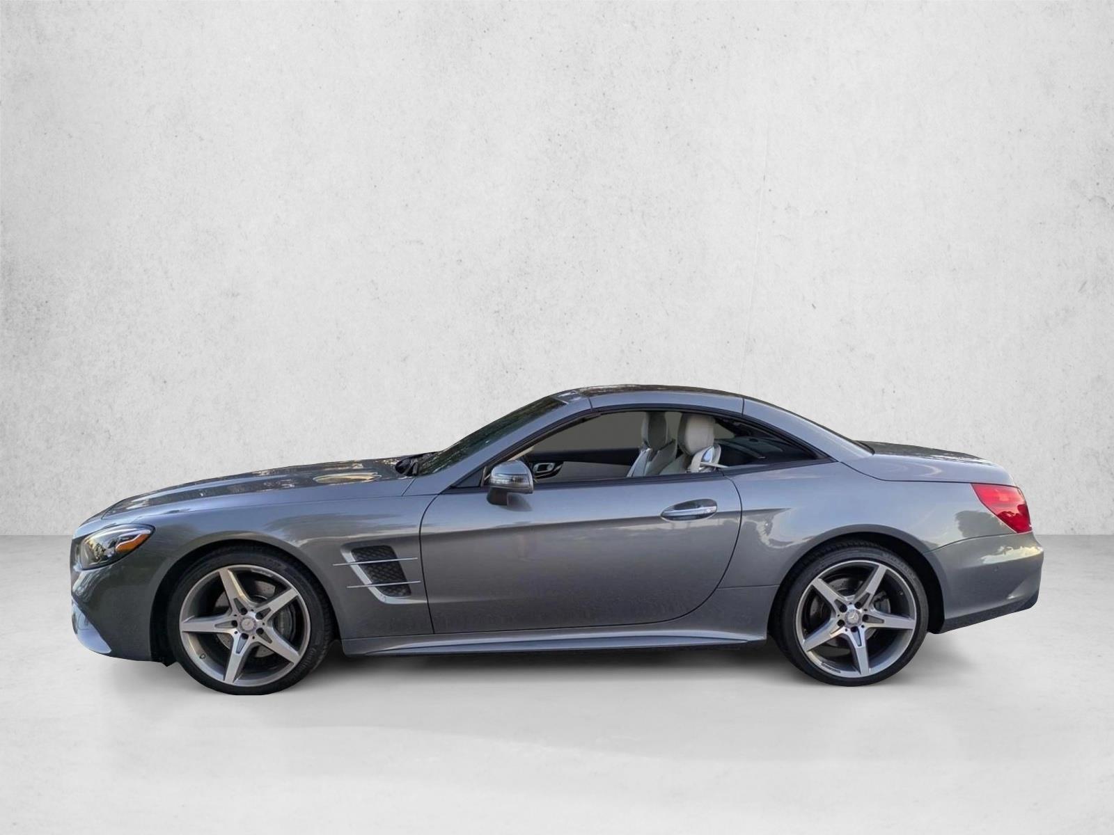 Thumbnail: 2017 Mercedes-Benz SL-Class - 2