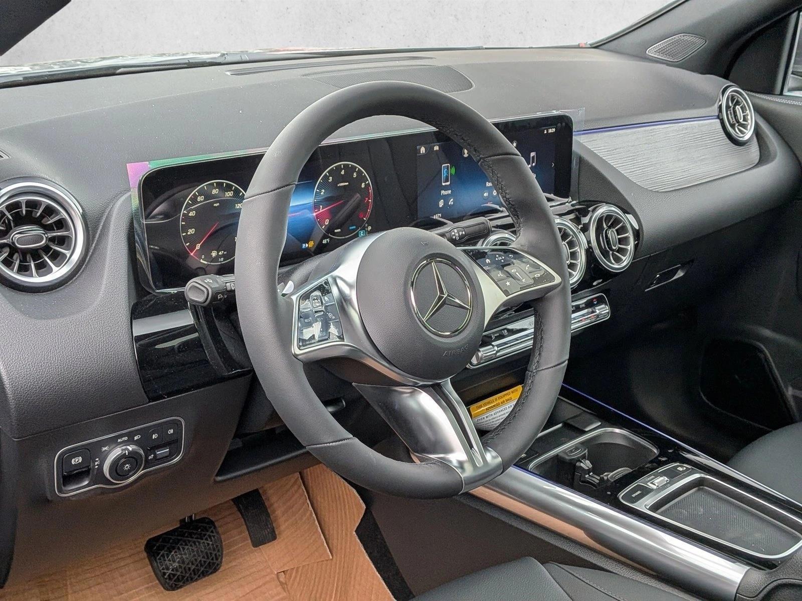 Thumbnail: 2026 Mercedes-Benz GLA - 3