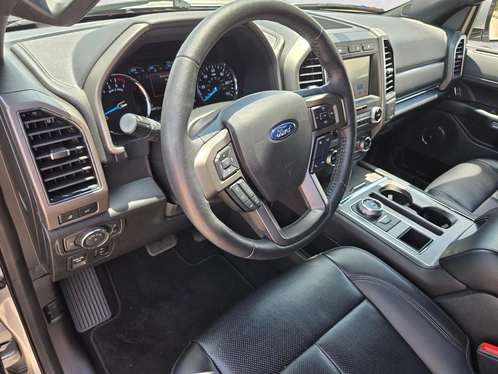 Thumbnail: 2019 Ford Expedition - 3