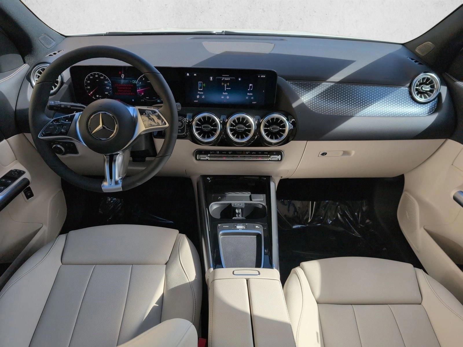 Thumbnail: 2026 Mercedes-Benz GLA - 3