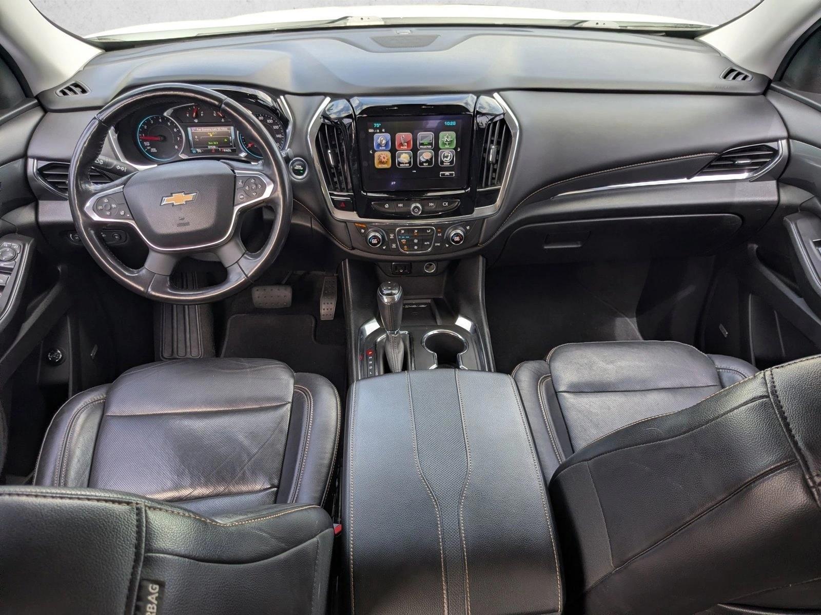 Thumbnail: 2019 Chevrolet Traverse - 3