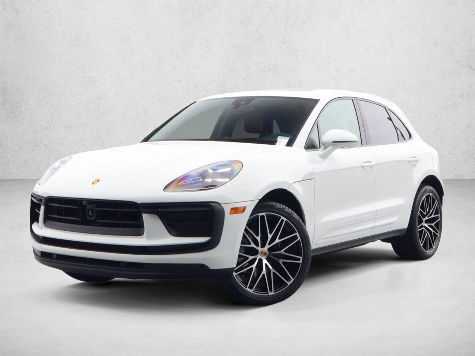 2025 Porsche Macan's photo