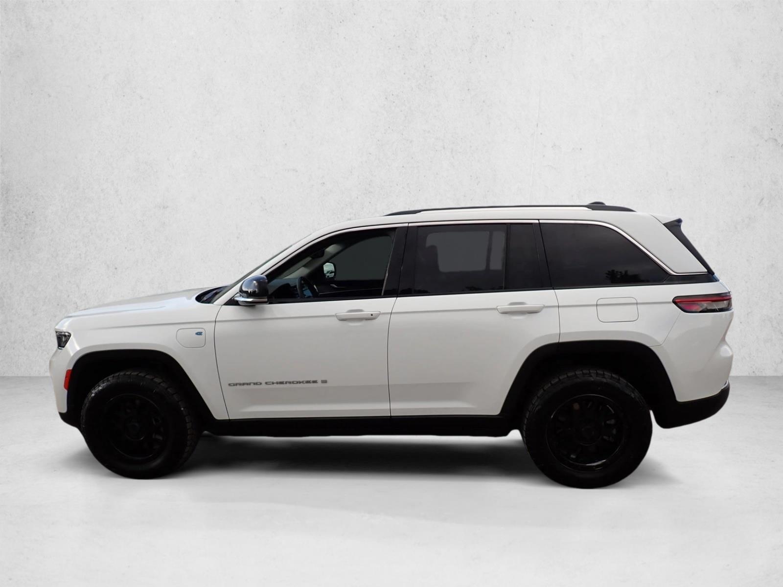 Thumbnail: 2022 Jeep Grand Cherokee - 2