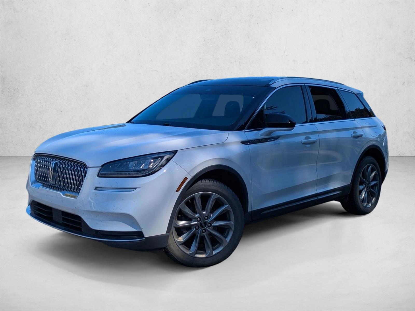 Thumbnail: 2022 Lincoln Corsair - 1