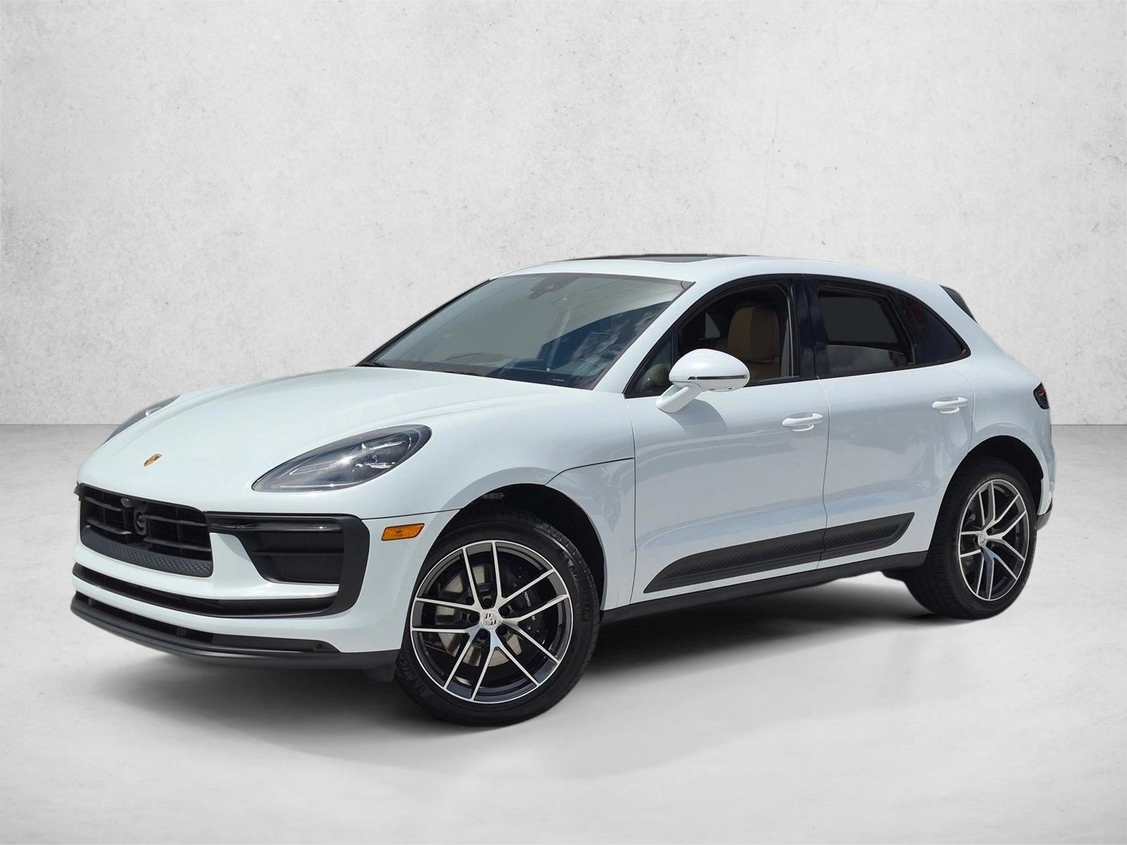 Thumbnail: 2026 Porsche Macan - 1