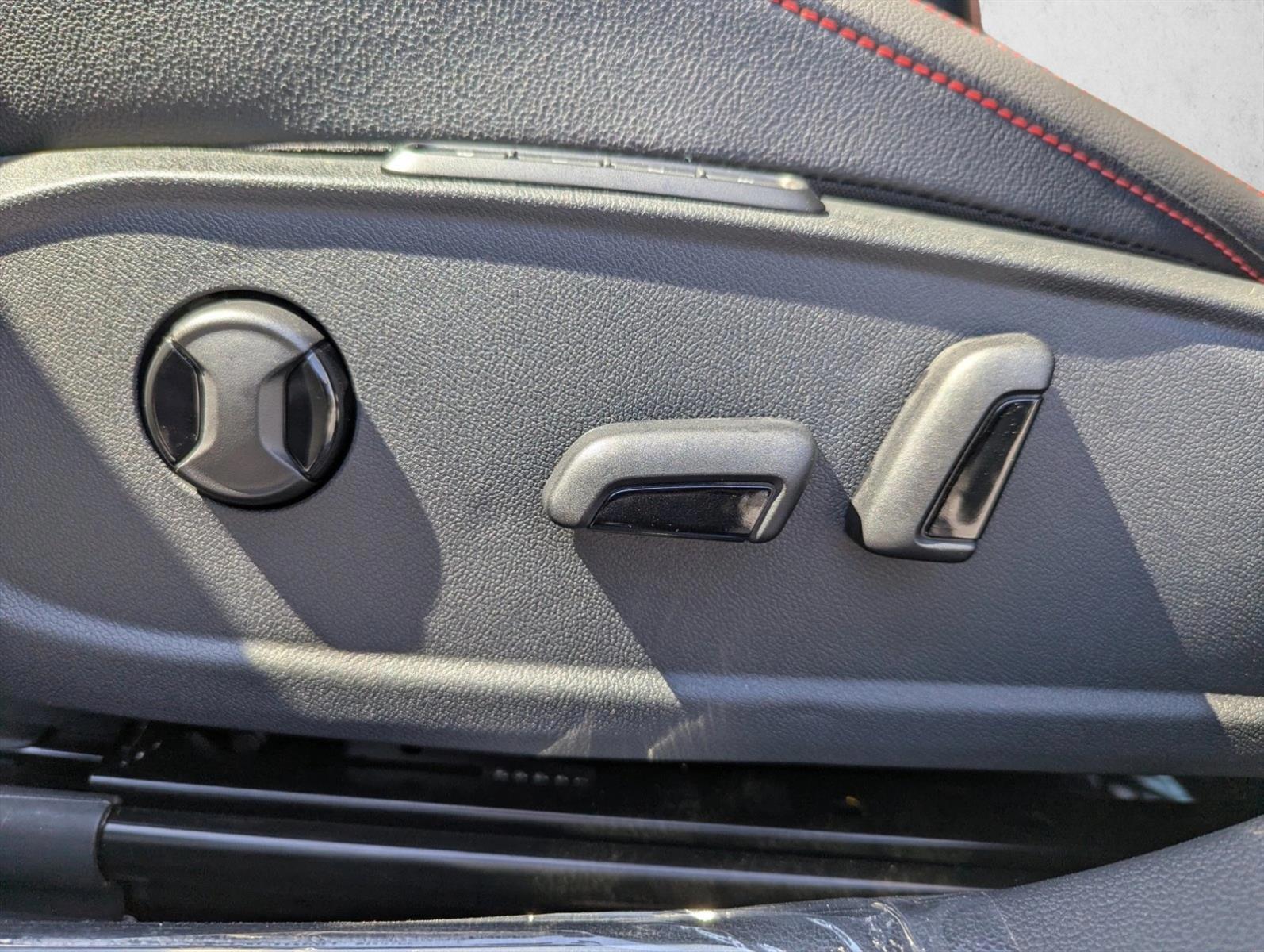 Thumbnail: 2026 Volkswagen Jetta - 3