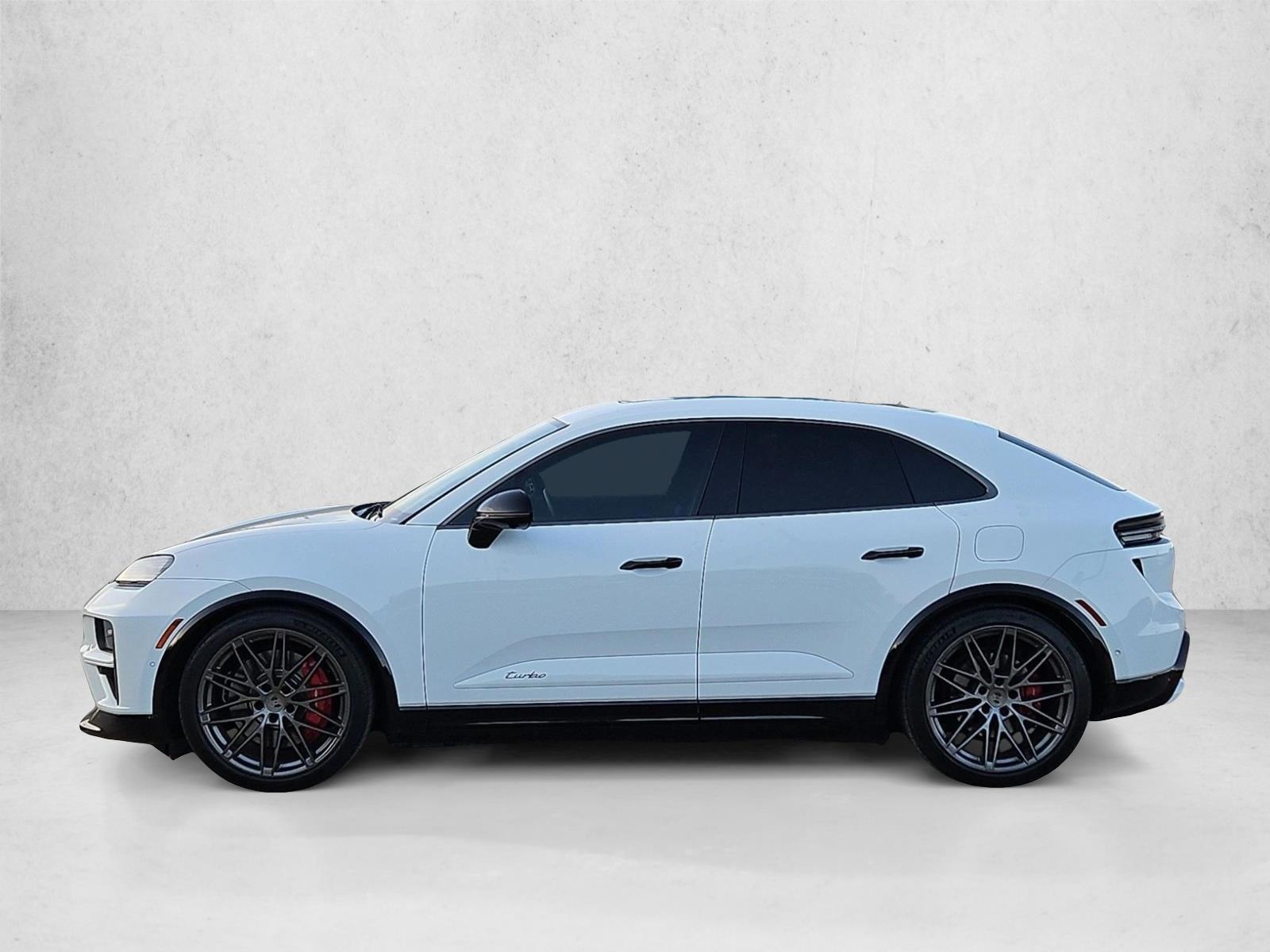 Thumbnail: 2025 Porsche Macan - 2