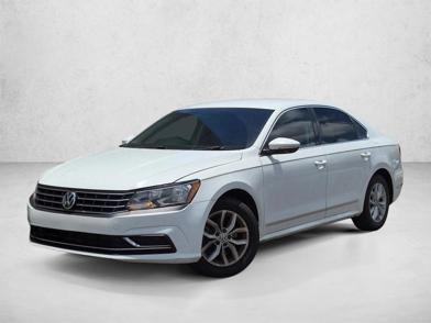 2016 Volkswagen Passat S -
                  Lutz, FL