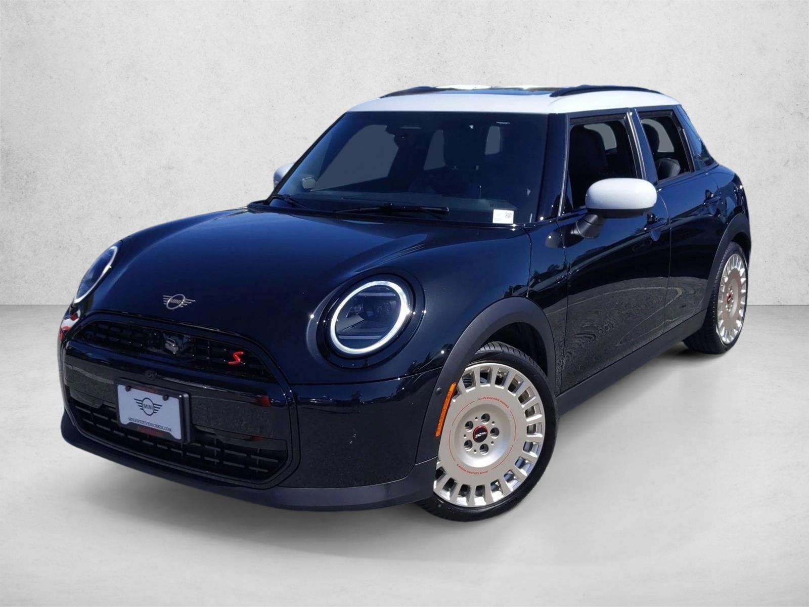 Thumbnail: 2027 MINI Cooper Hardtop - 1