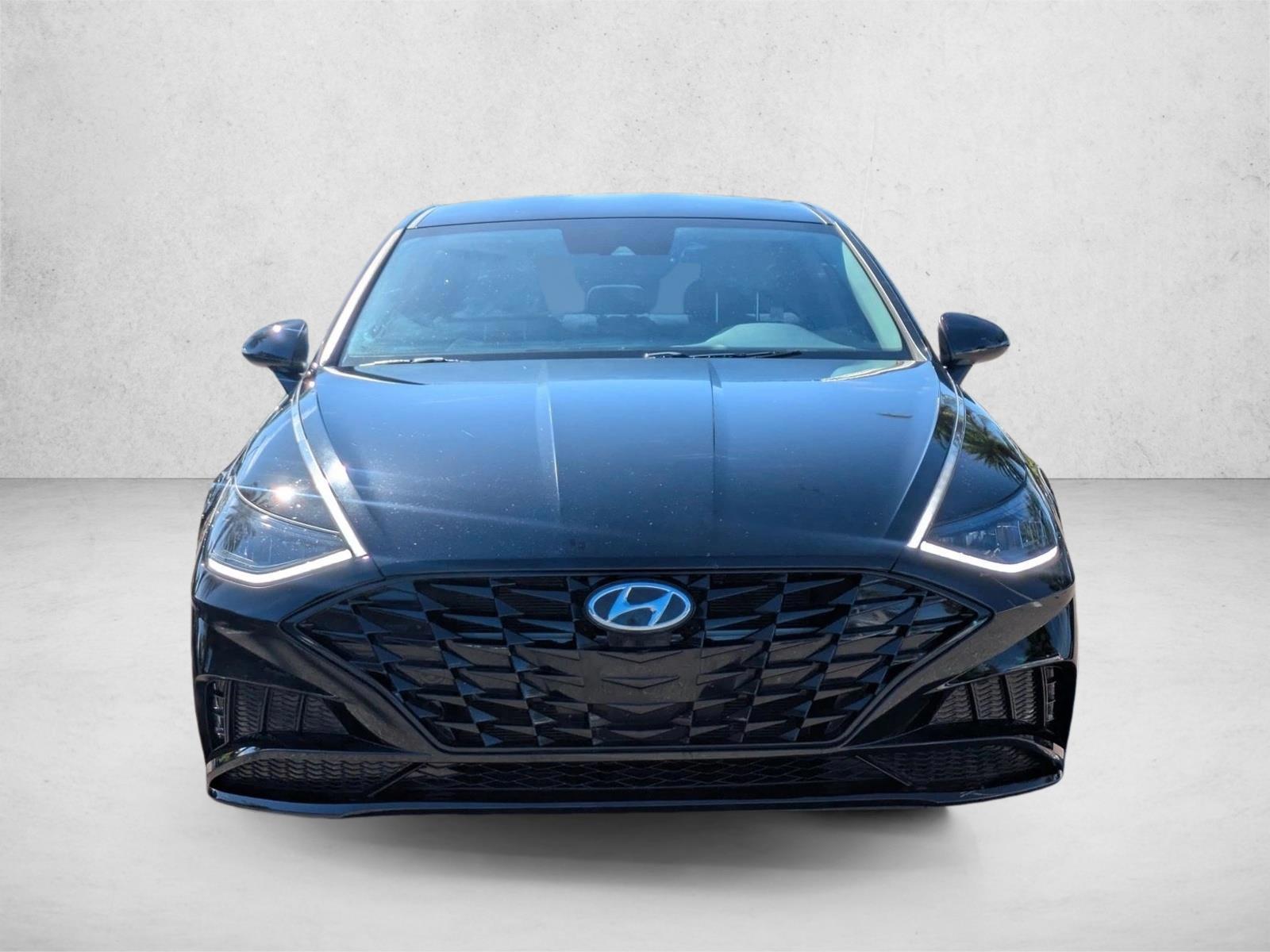 Thumbnail: 2023 Hyundai Sonata - 2