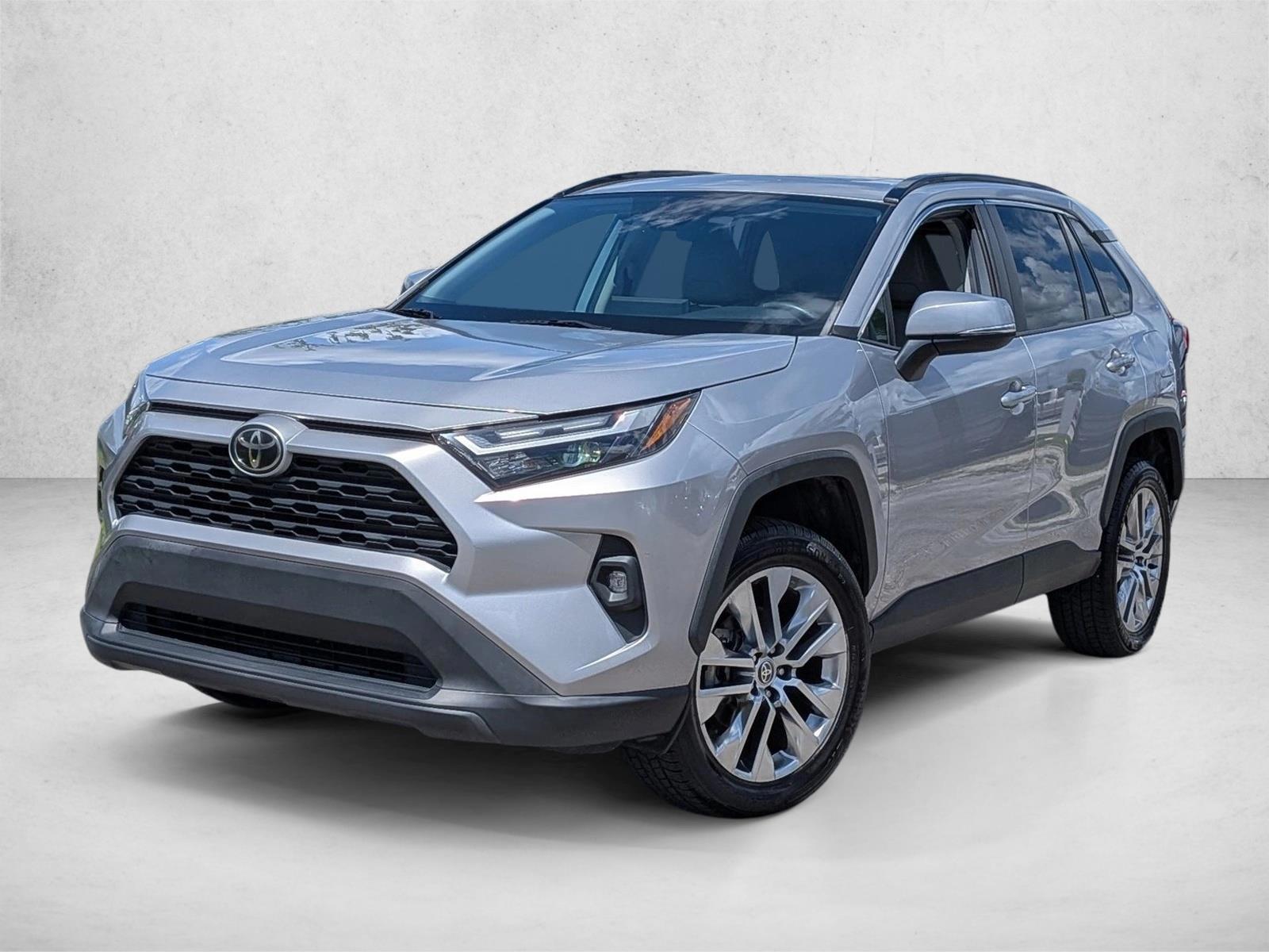 Thumbnail: 2022 Toyota RAV4 - 1