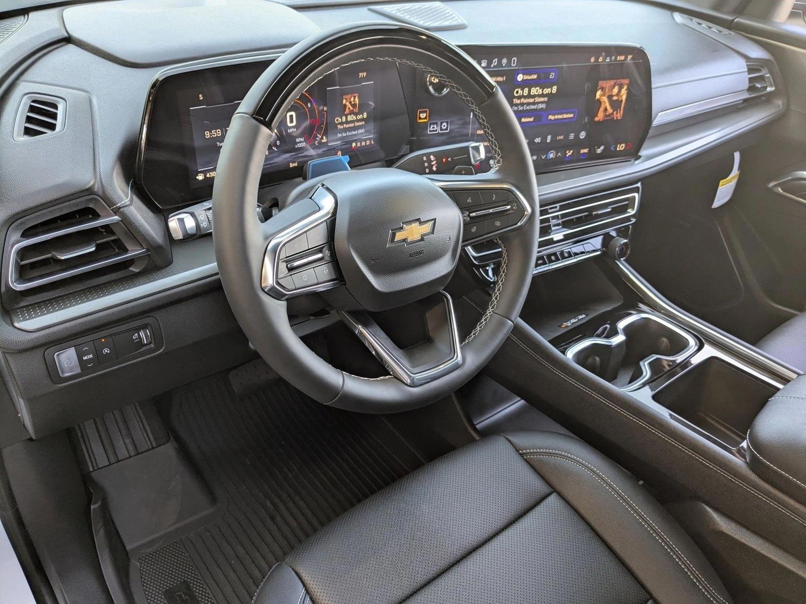 Thumbnail: 2026 Chevrolet Traverse - 3