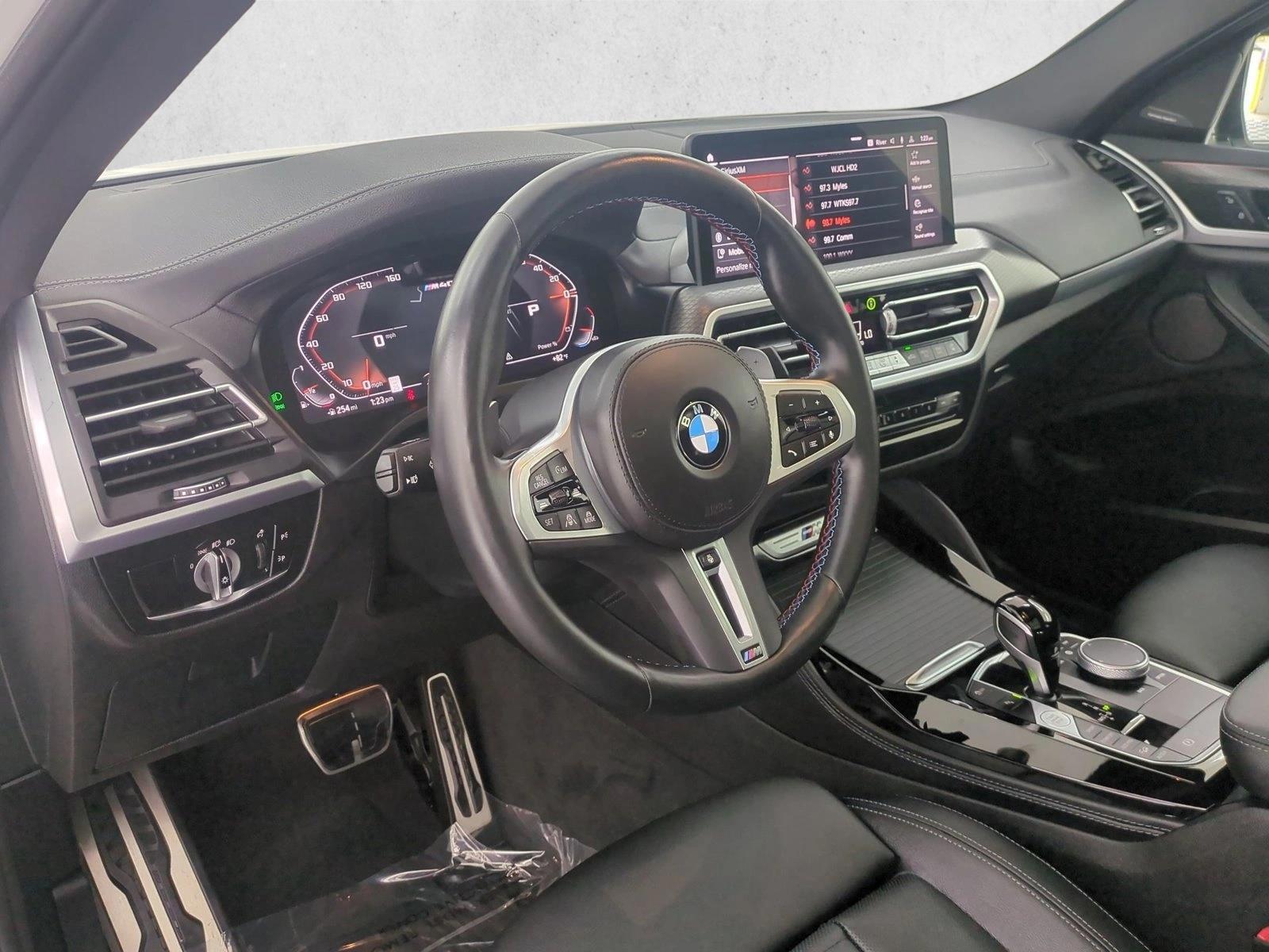 Thumbnail: 2024 BMW X4 - 3