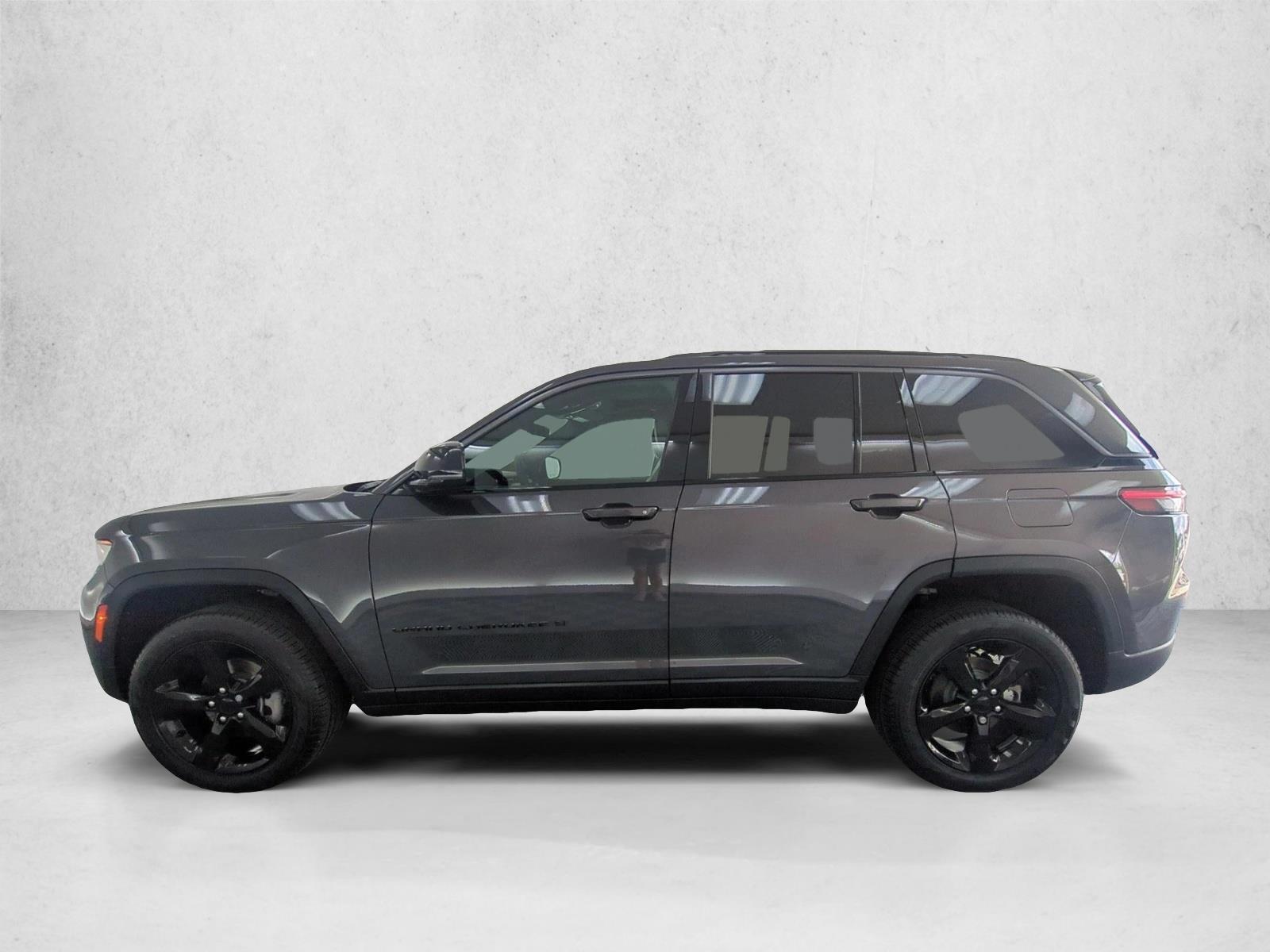 Thumbnail: 2026 Jeep Grand Cherokee - 2