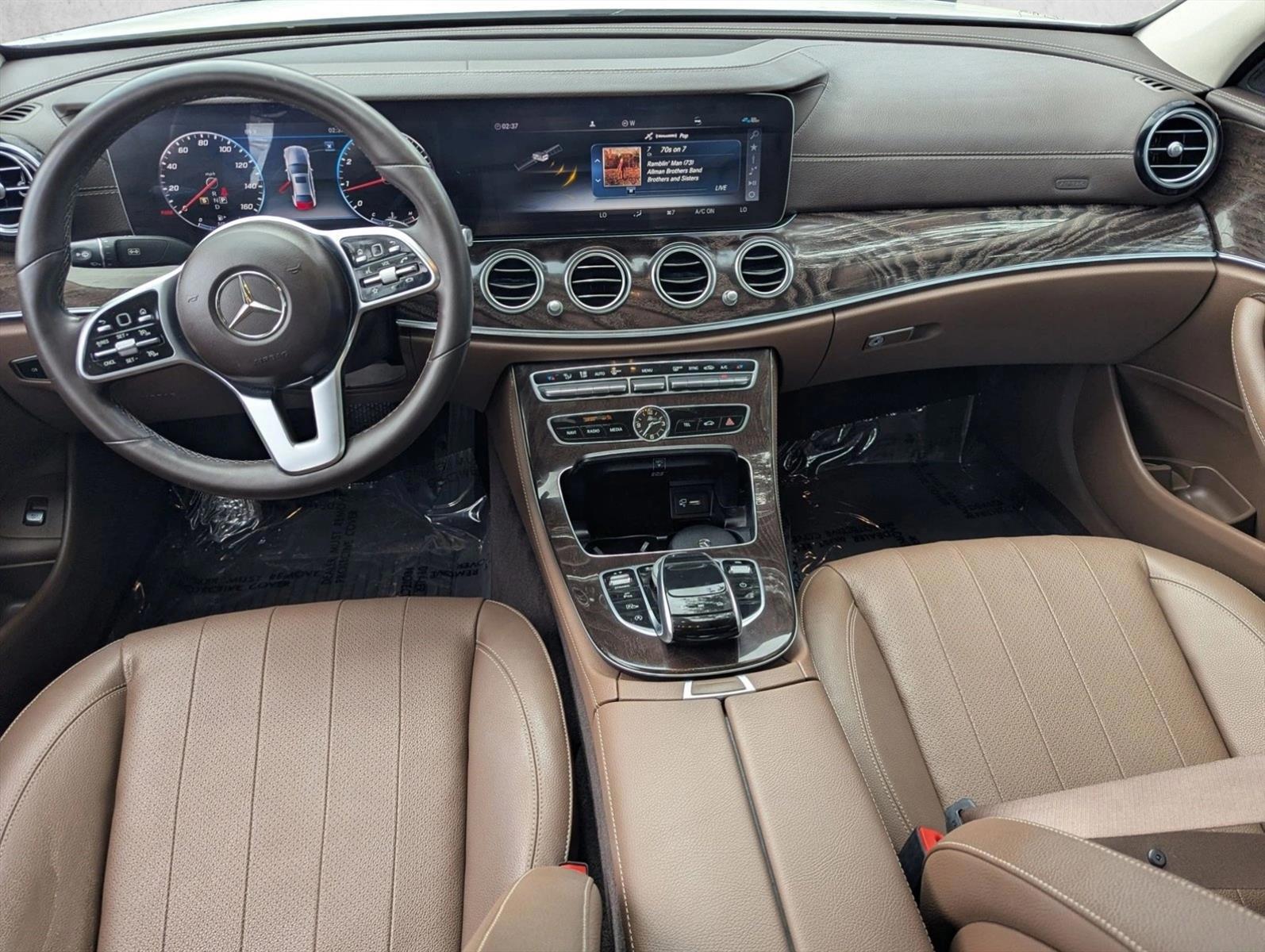 Thumbnail: 2020 Mercedes-Benz E-Class - 3