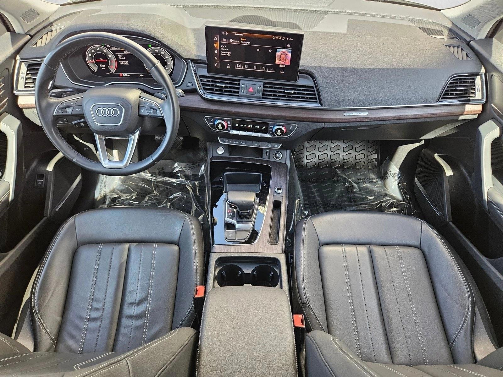 Thumbnail: 2023 Audi Q5 - 4