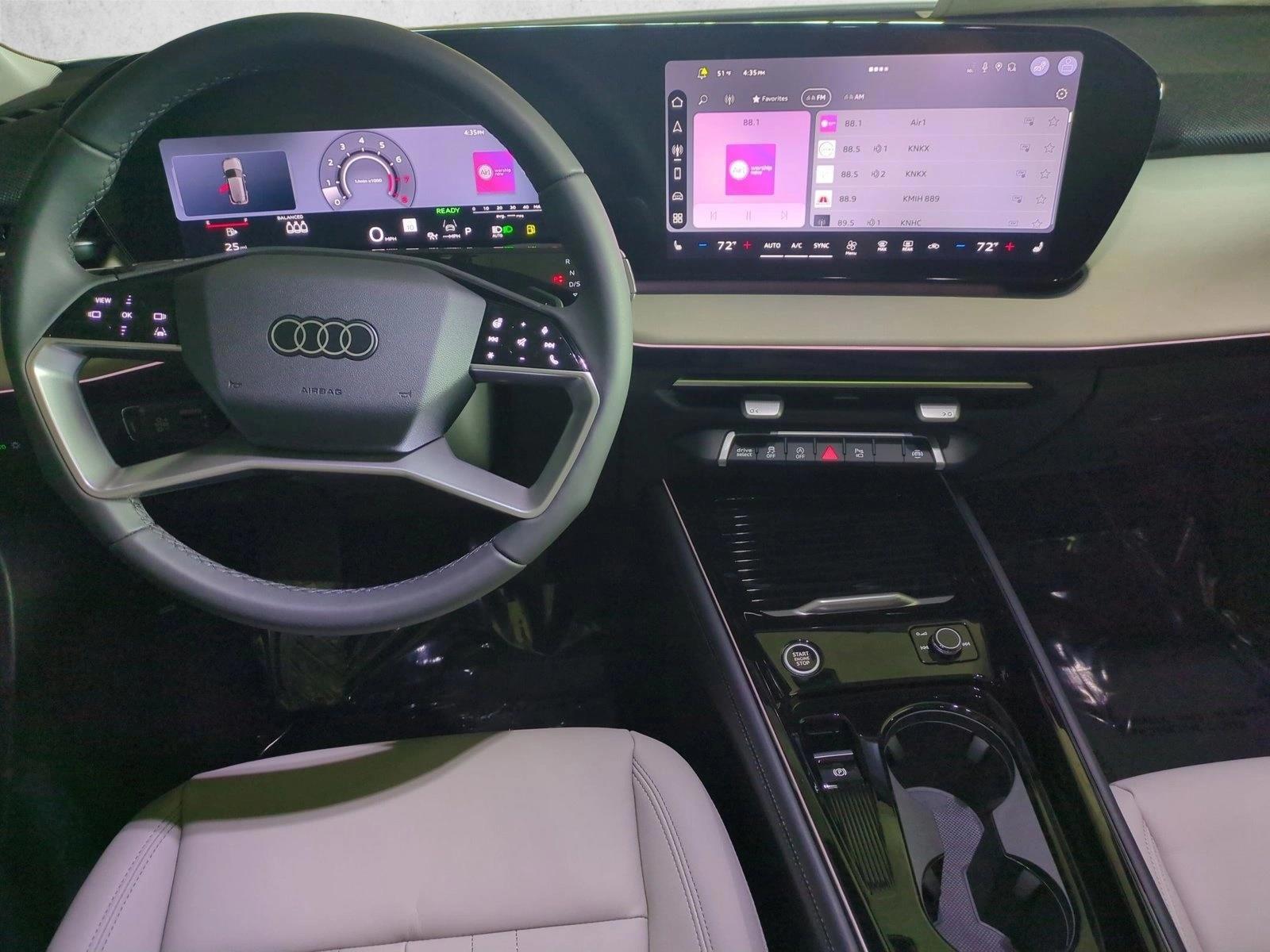 Thumbnail: 2026 Audi Q3 - 4