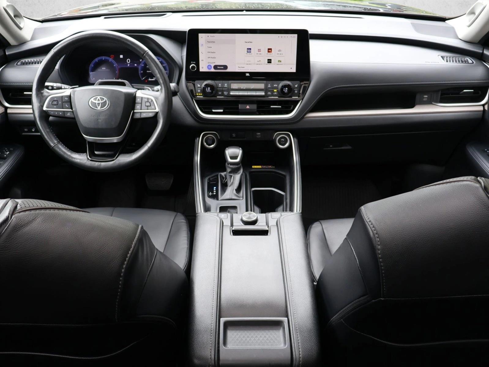 Thumbnail: 2024 Toyota Grand Highlander - 4