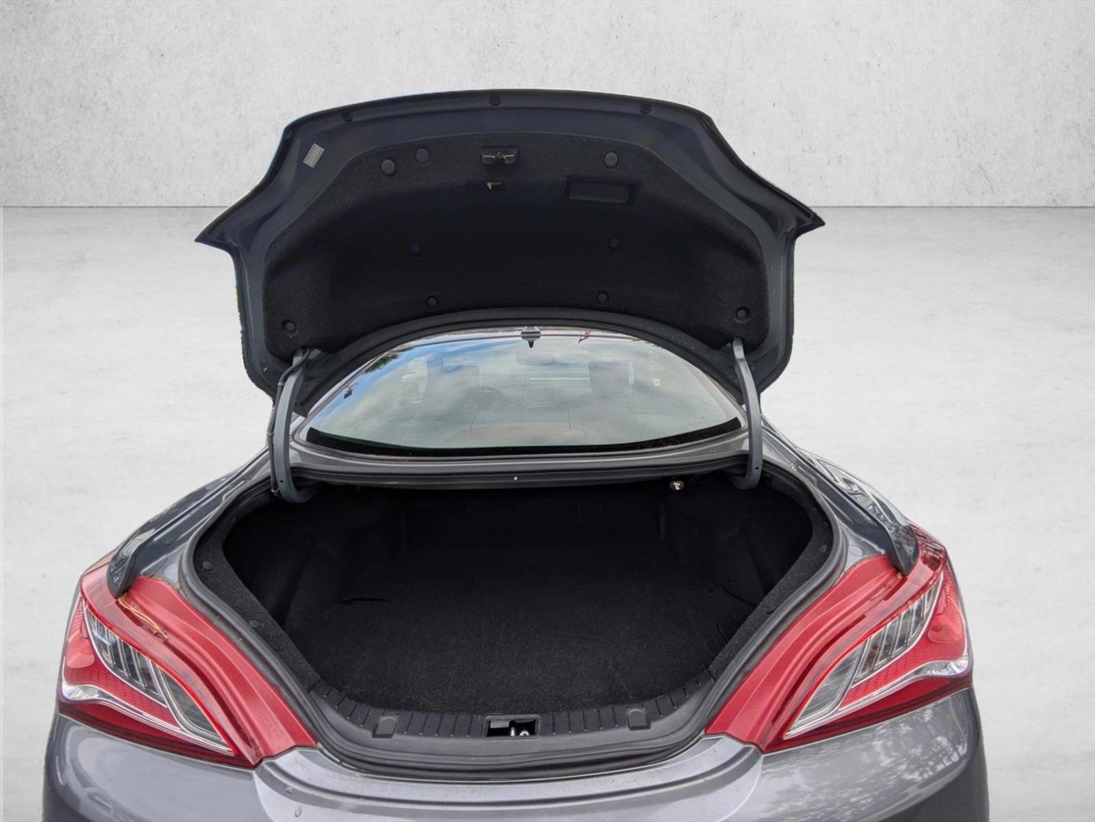 2016 Hyundai Genesis Coupe Base - Photo 6