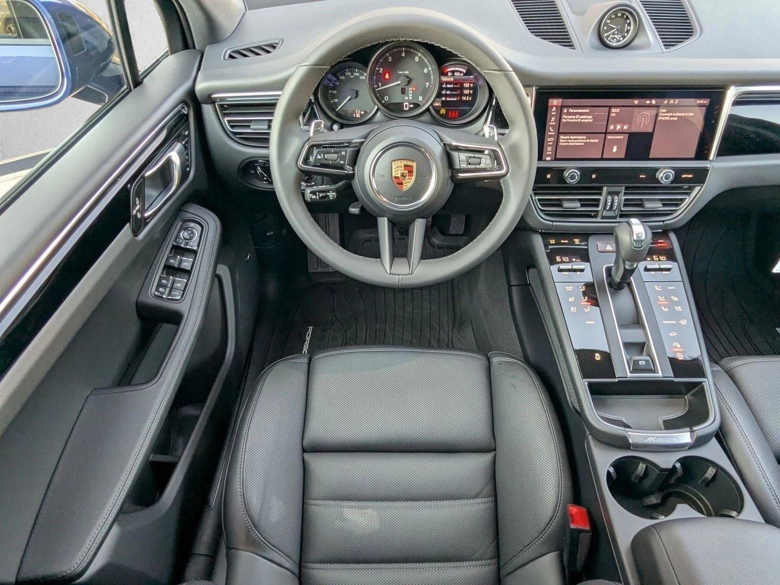 Thumbnail: 2026 Porsche Macan - 4
