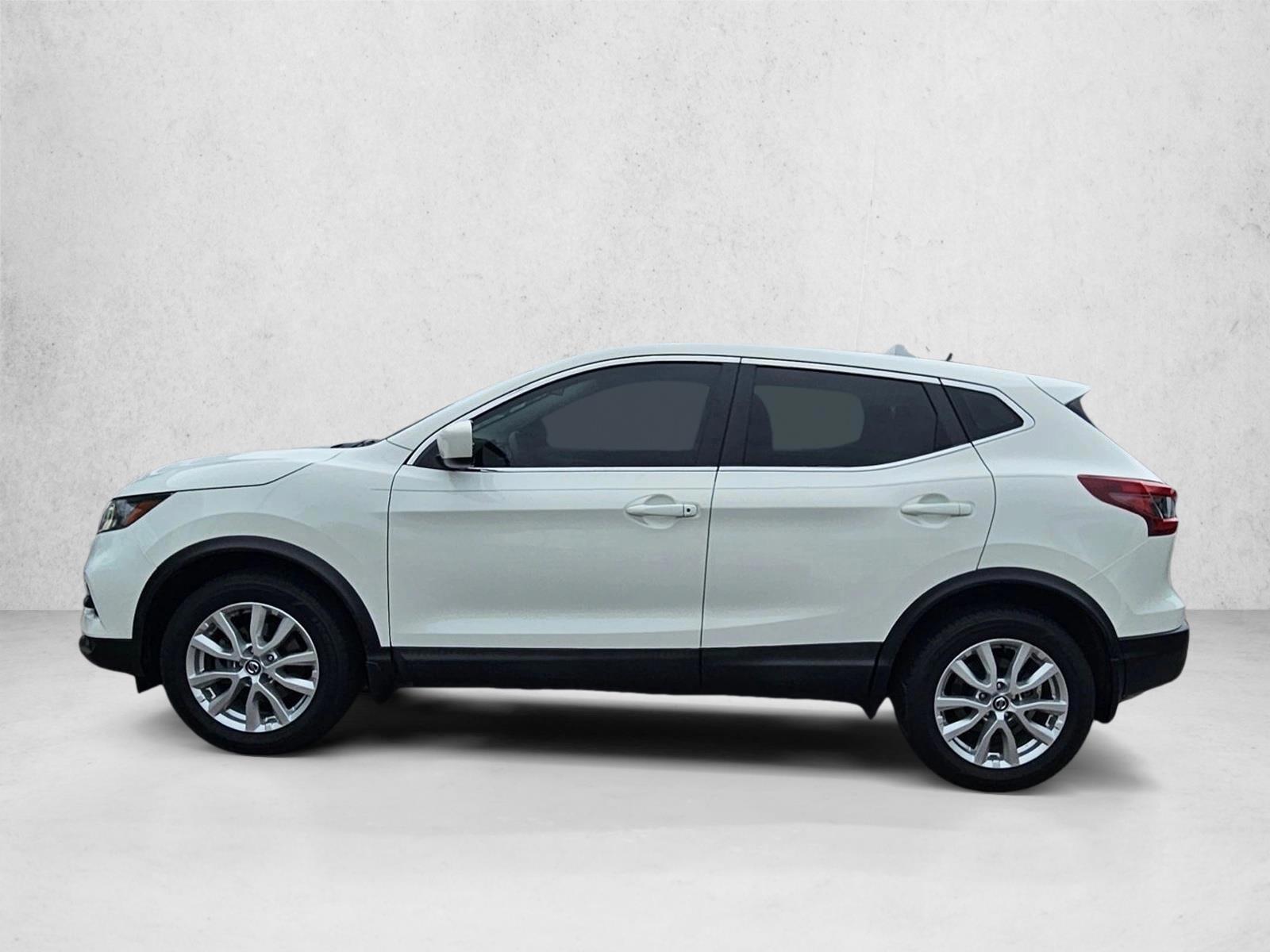 Thumbnail: 2020 Nissan Rogue Sport - 2