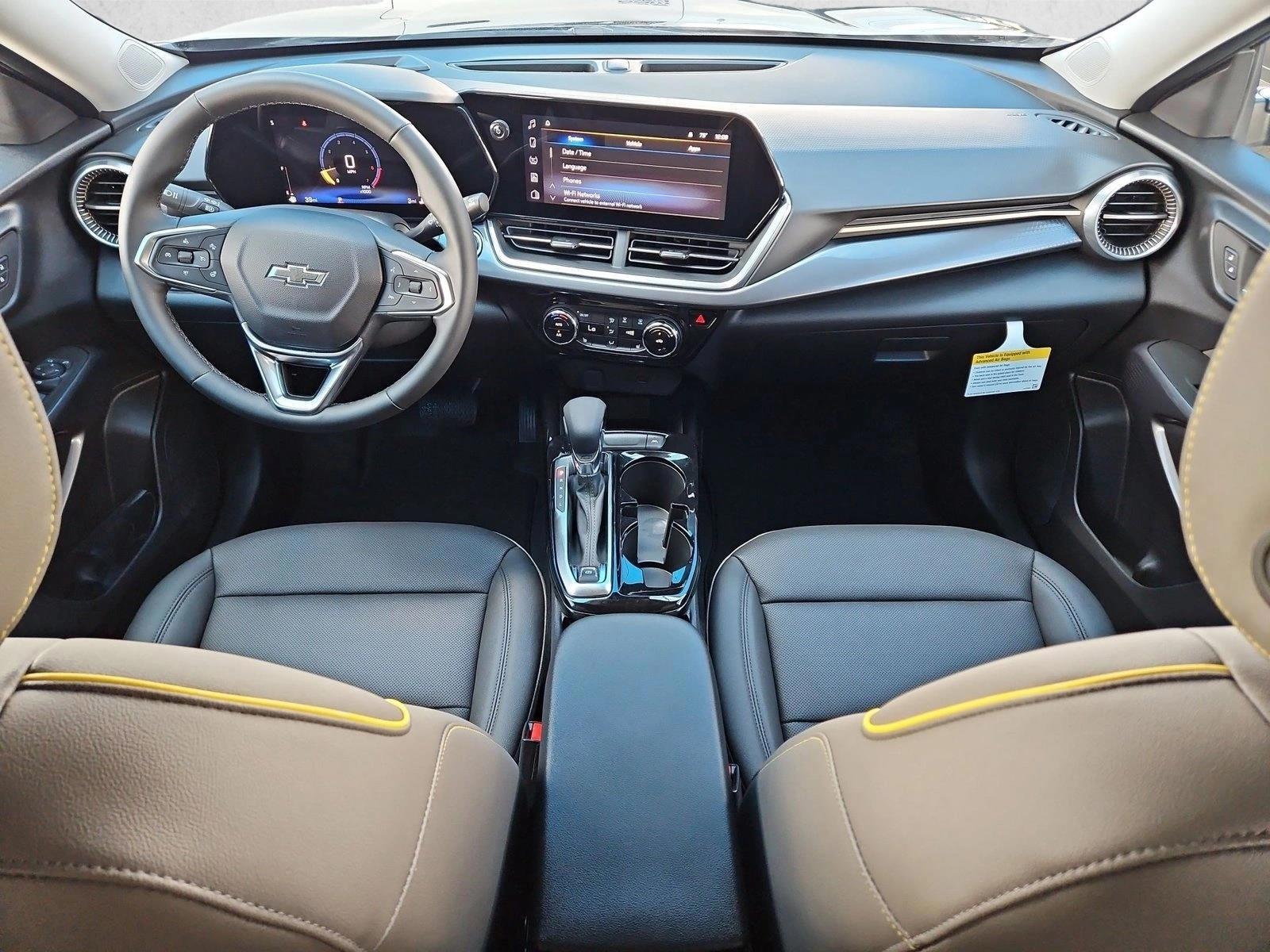 Thumbnail: 2026 Chevrolet Trax - 3
